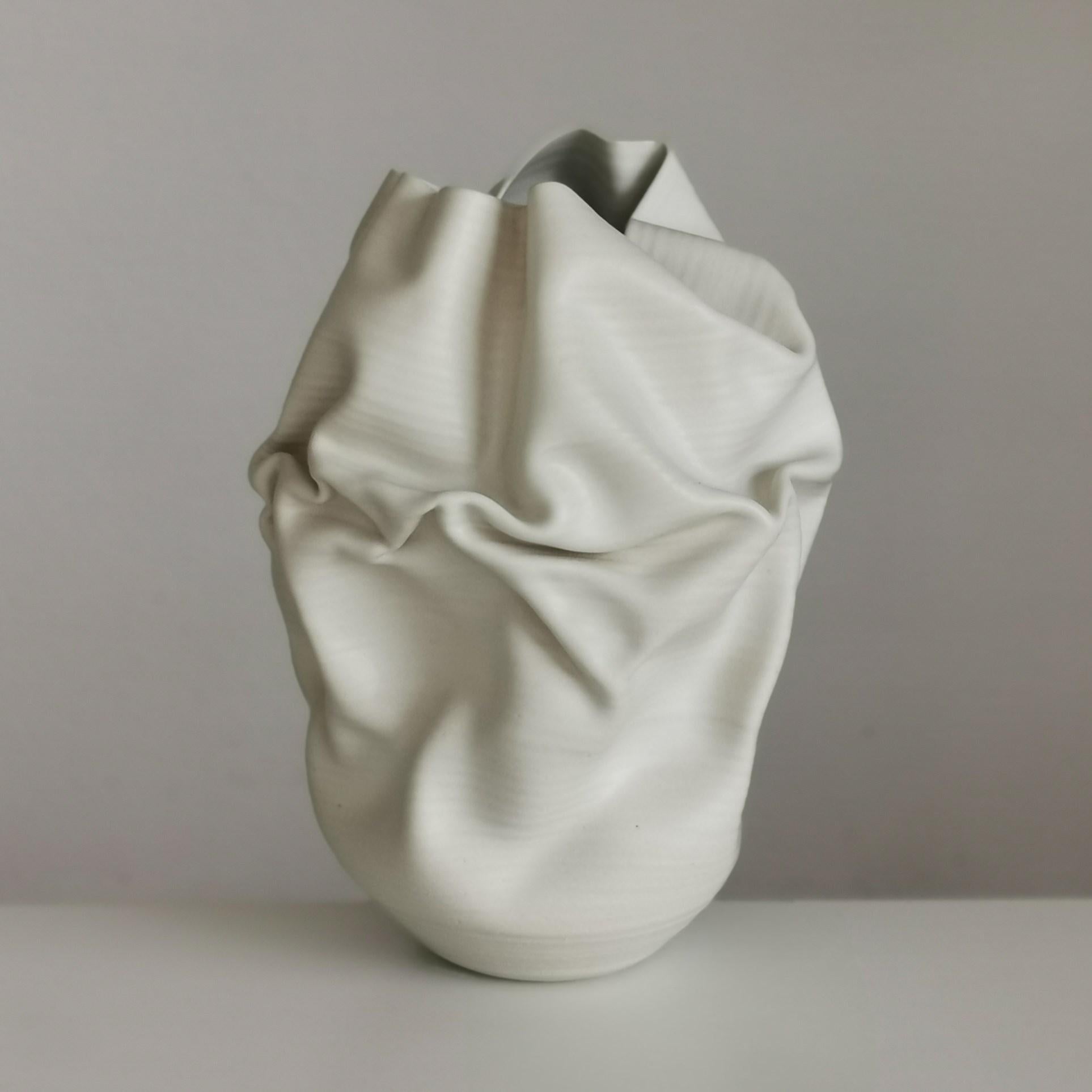 Undulating Crumpled Form No 51, a Ceramic Vessel by Nicholas Arroyave-Portela 7