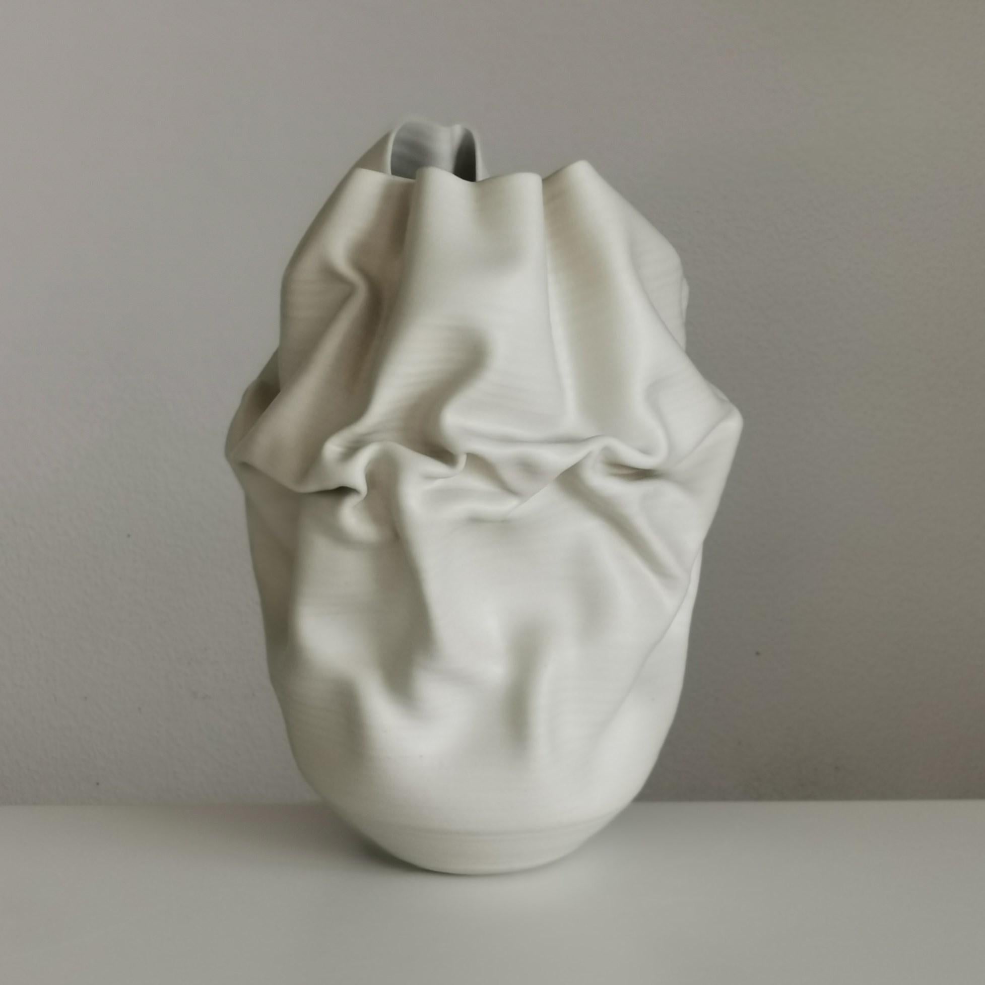 Undulating Crumpled Form No 51, a Ceramic Vessel by Nicholas Arroyave-Portela 9