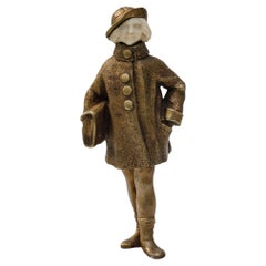 "Une fille élégante sur le chemin de l
école" by Suzanne Bertrand