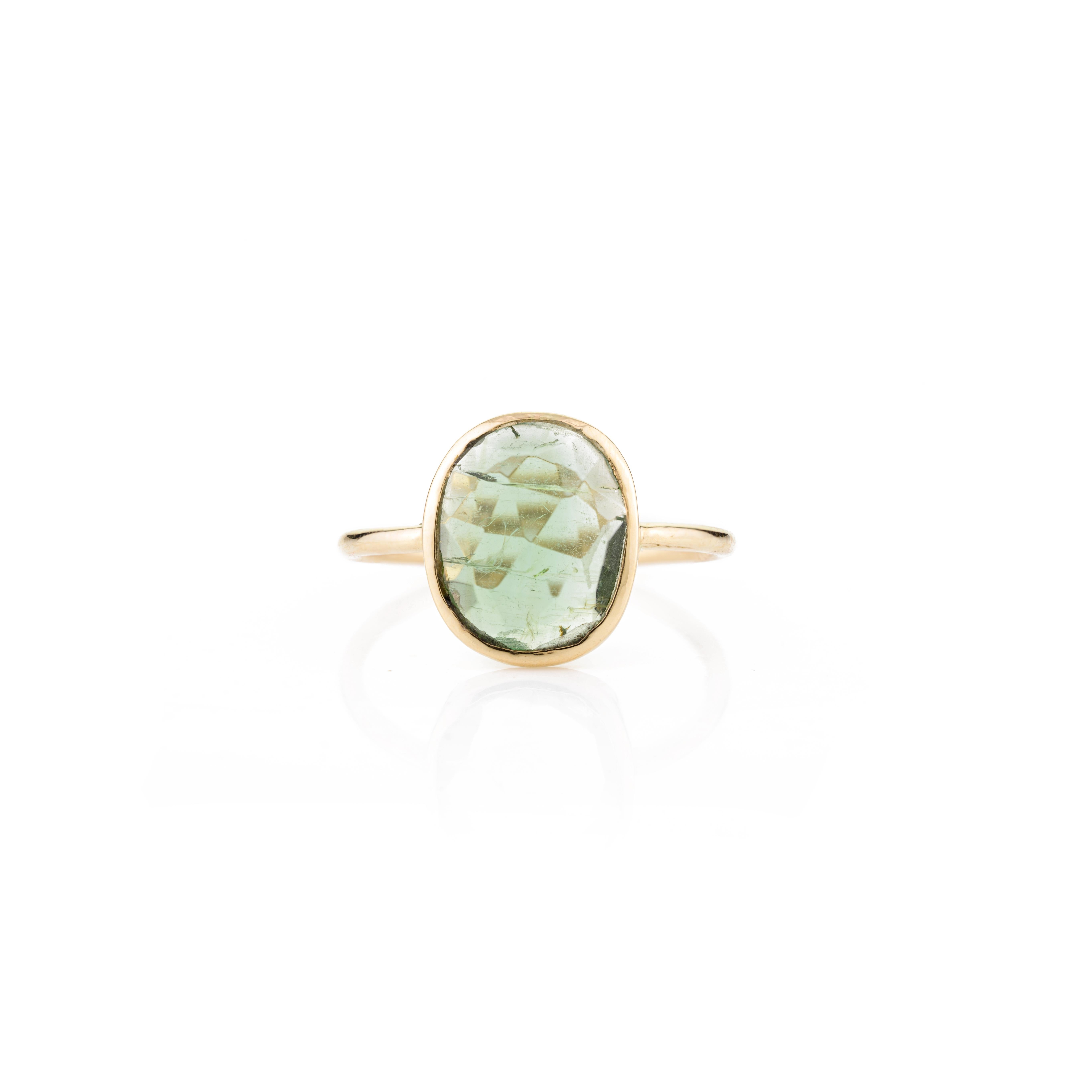 En vente :  Bague de tous les jours en or jaune 18 carats avec une tourmaline à taille irrégulière et une seule pierre 3