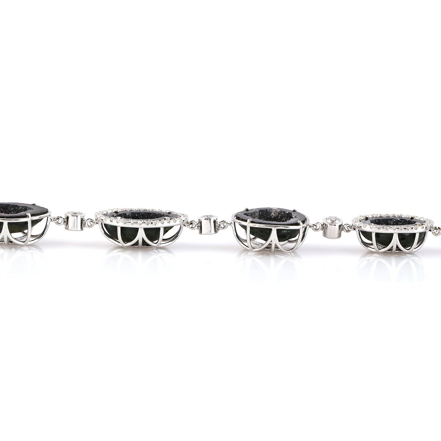 Uneven Sliced Geode Bracelet with Pave Diamonds Made in 14k White Gold In New Condition For Sale In New York, NY