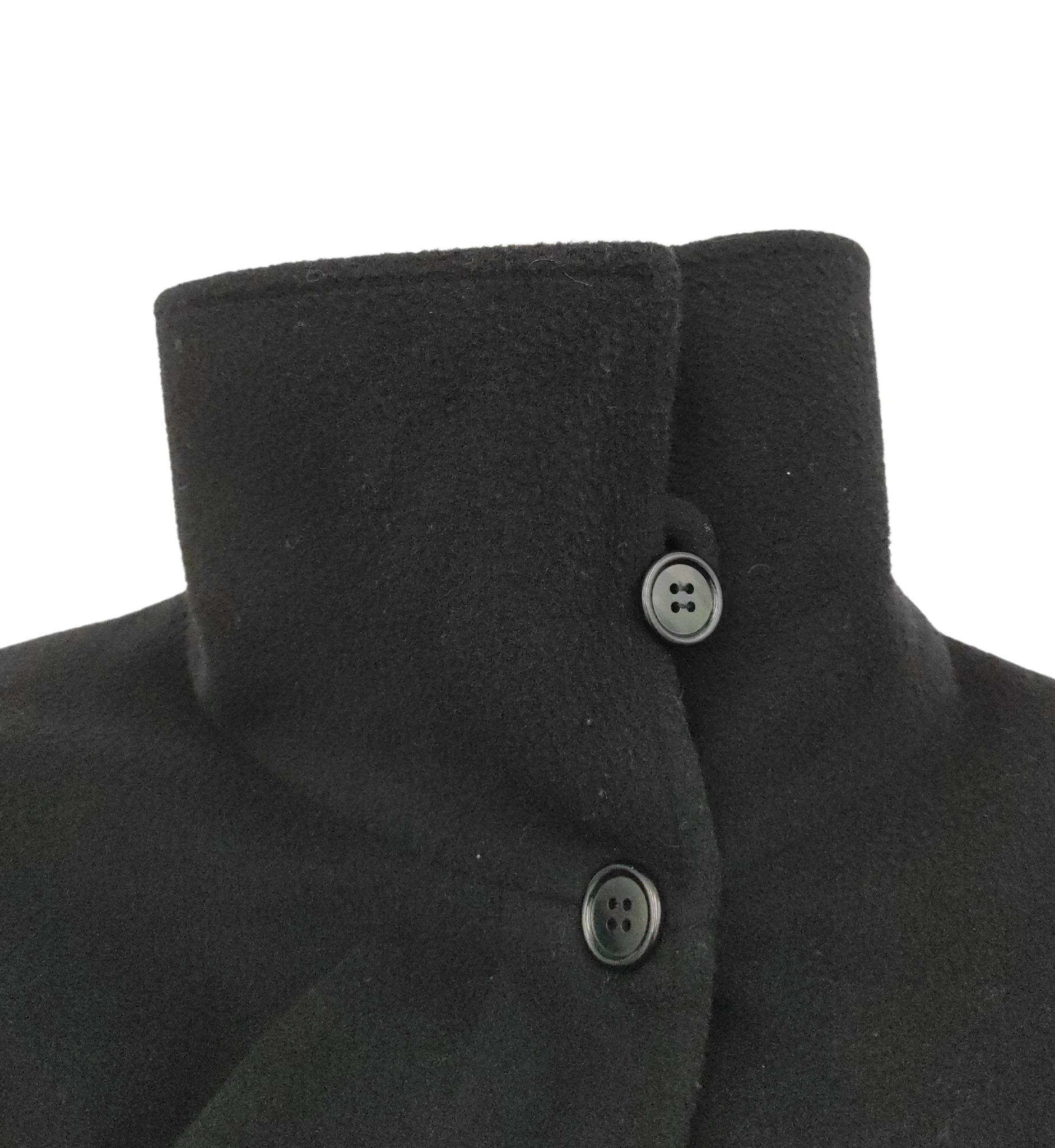 Cappotto Ungaro anni '80 in lana nera in vendita 2