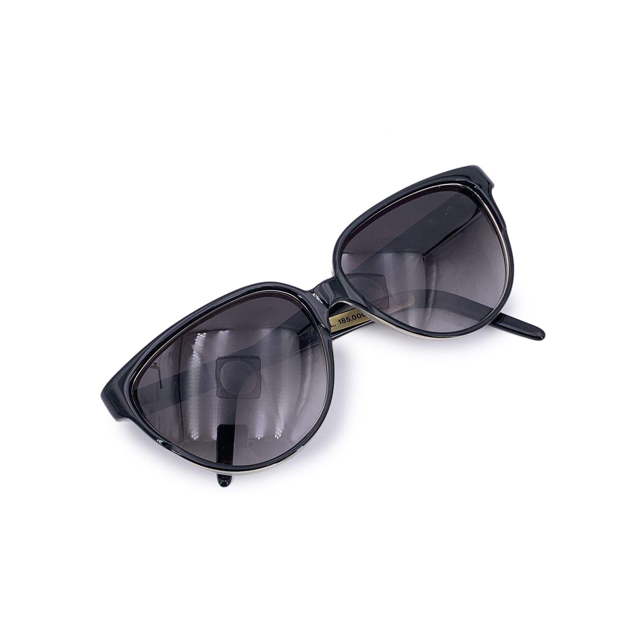 Occhiali da sole Ungaro by Persol neri Mod. 560 1M 55-72 135 mm in vendita 1