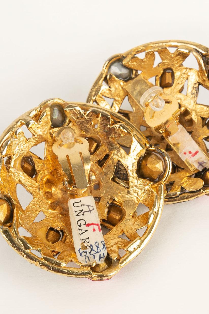 Ungaro Earrings in Golden Metal and Multicolored Rhinestones For Sale 1