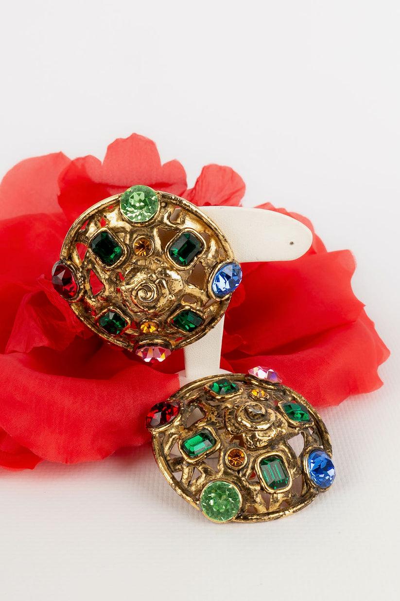 Ungaro Earrings in Golden Metal and Multicolored Rhinestones For Sale 2