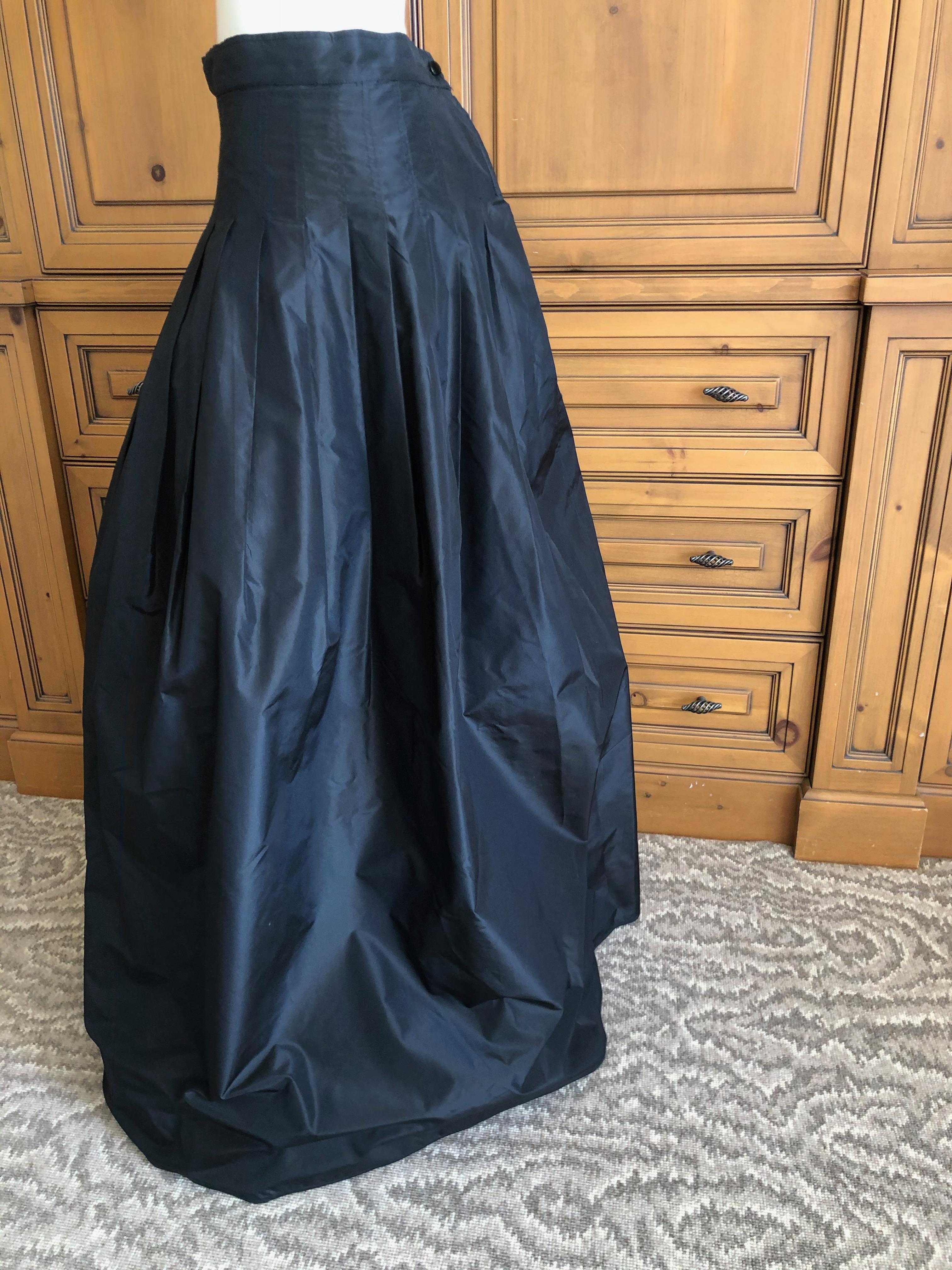 Ungaro Elegant Silk Taffeta Black Ball Skirt with Tulle and Horsehair Underskirt For Sale 1