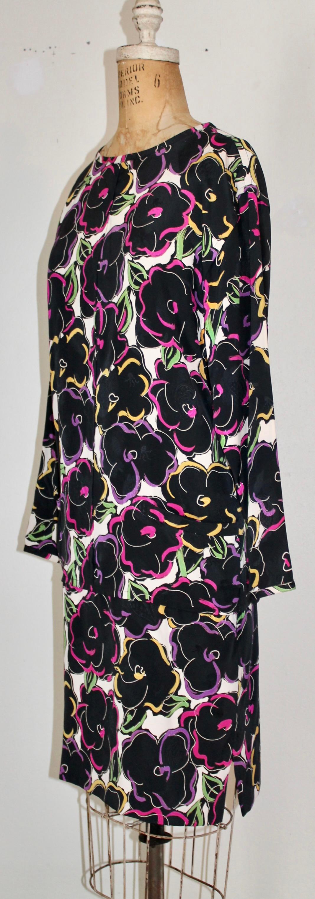Ungaro Floral Day Dress In Good Condition For Sale In Sharon, CT