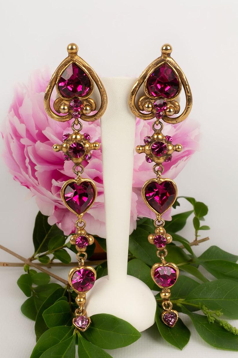 Orecchini a clip Ungaro in metallo dorato e strass in vendita 3
