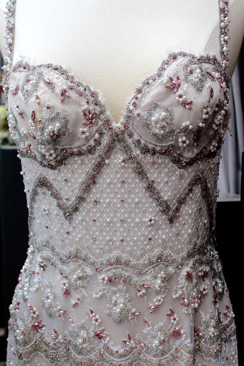 Ungaro Haute Couture Kleid mit Spitzenstickerei, Größe 36FR, Ungaro im Angebot 3