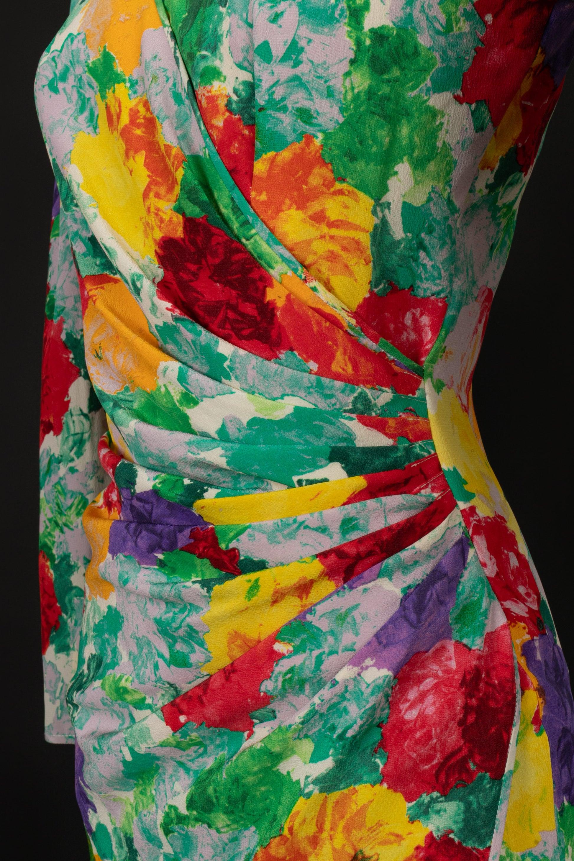 Ungaro Mehrfarbiges Kleid aus Krepp im Angebot 1