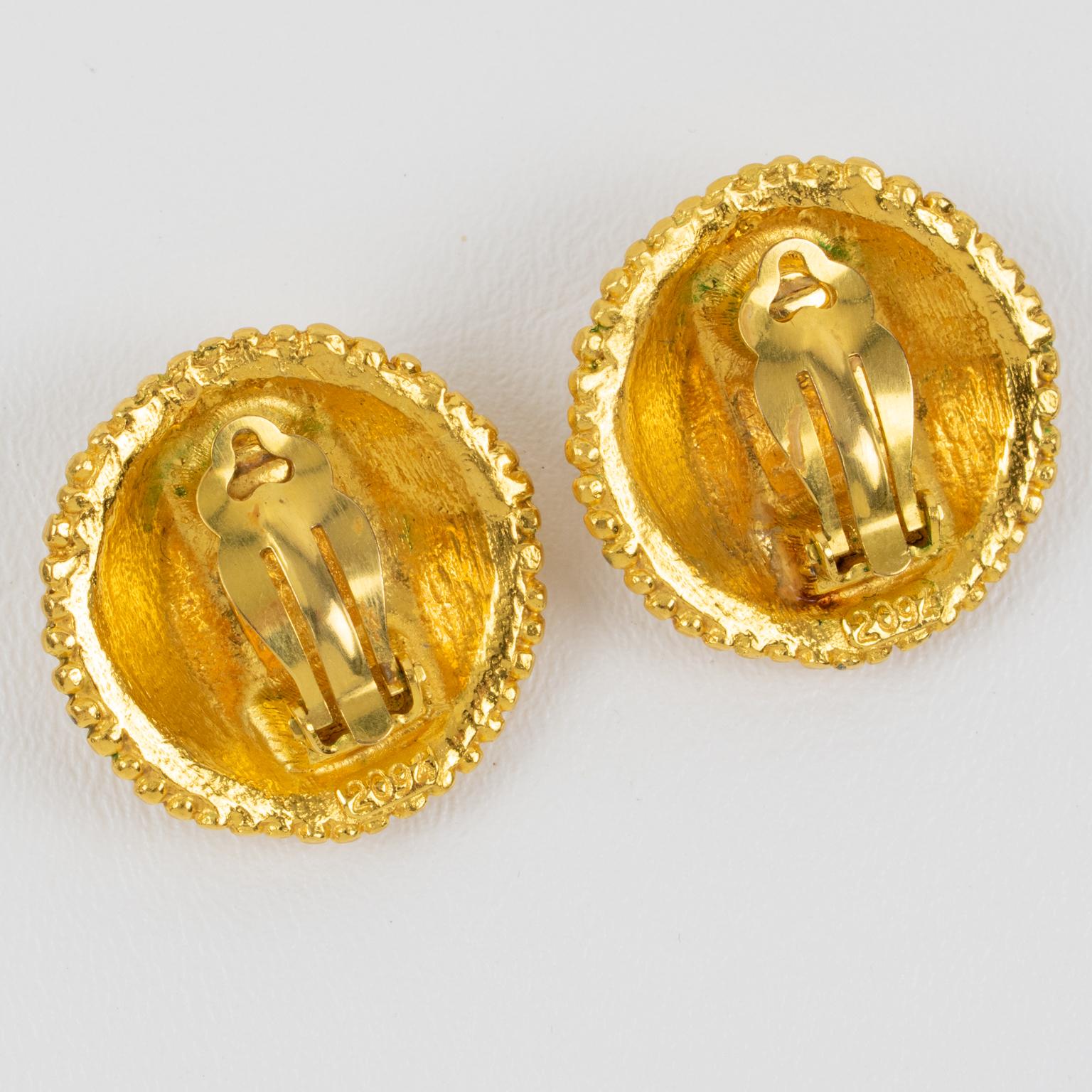 Ungaro Paris Ornate Gilt Metal Clip Earrings In Good Condition For Sale In Atlanta, GA