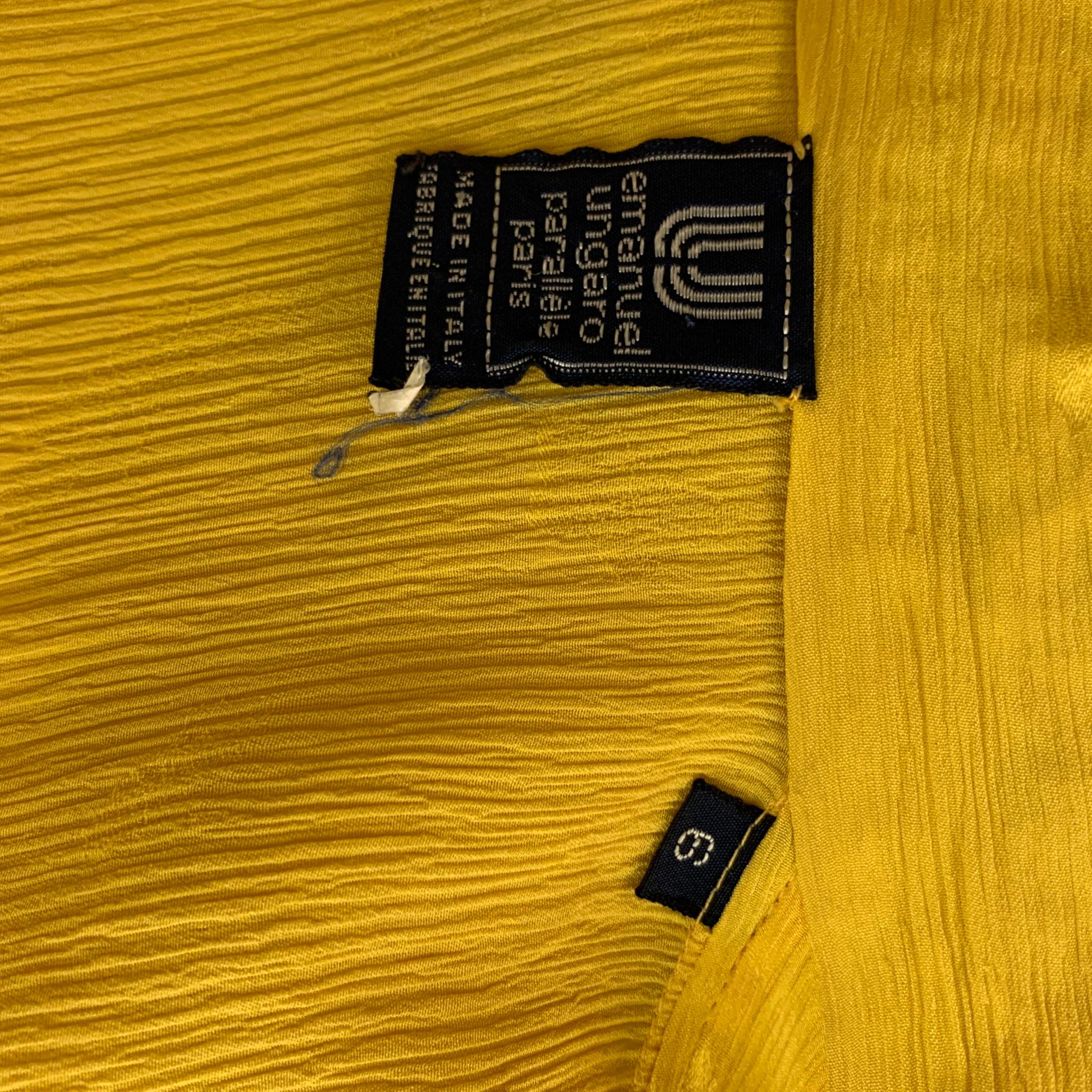 UNGARO Size 6 Yellow Ribbed Long Sleeve Blouse In Good Condition In San Francisco, CA