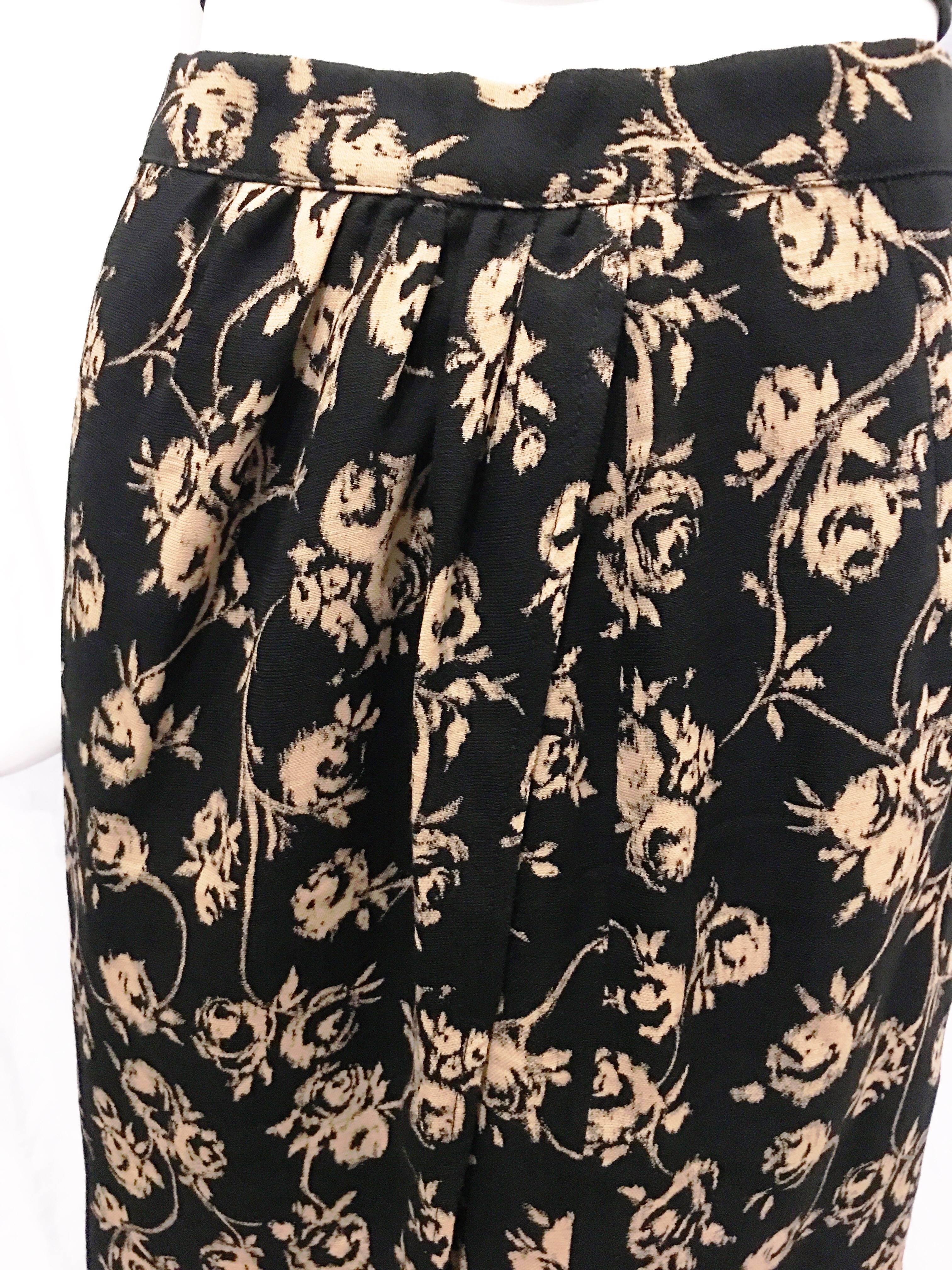 Women's or Men's Ungaro Solo Donna Black Flower Skirt For Sale