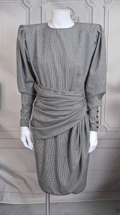 Vestido drapeado de pata de gallo de lana Ungaro