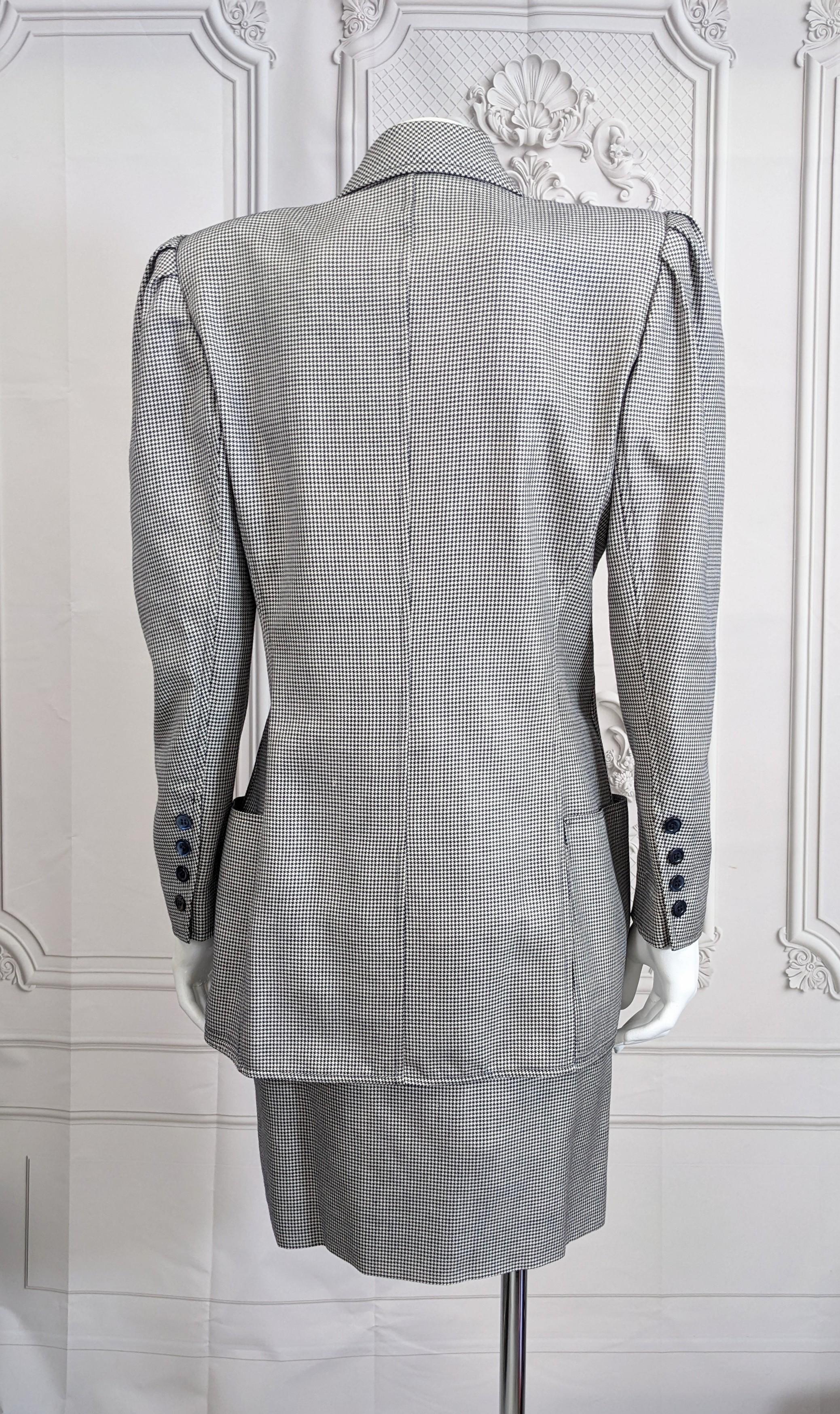 Ungaro Wool Houndstooth Strong Shoulder Suit In Good Condition For Sale In New York, NY