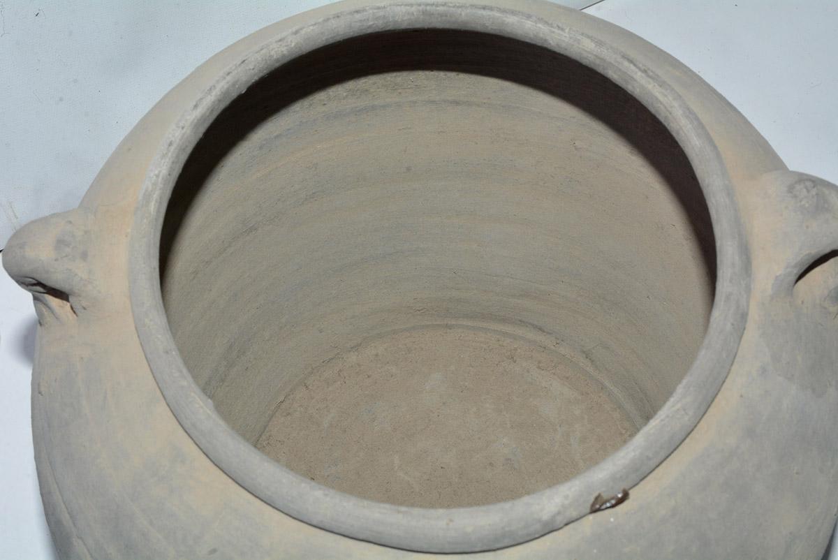 Hand-Crafted Unglazed Chinese Clay Pot or Jar with Handles For Sale