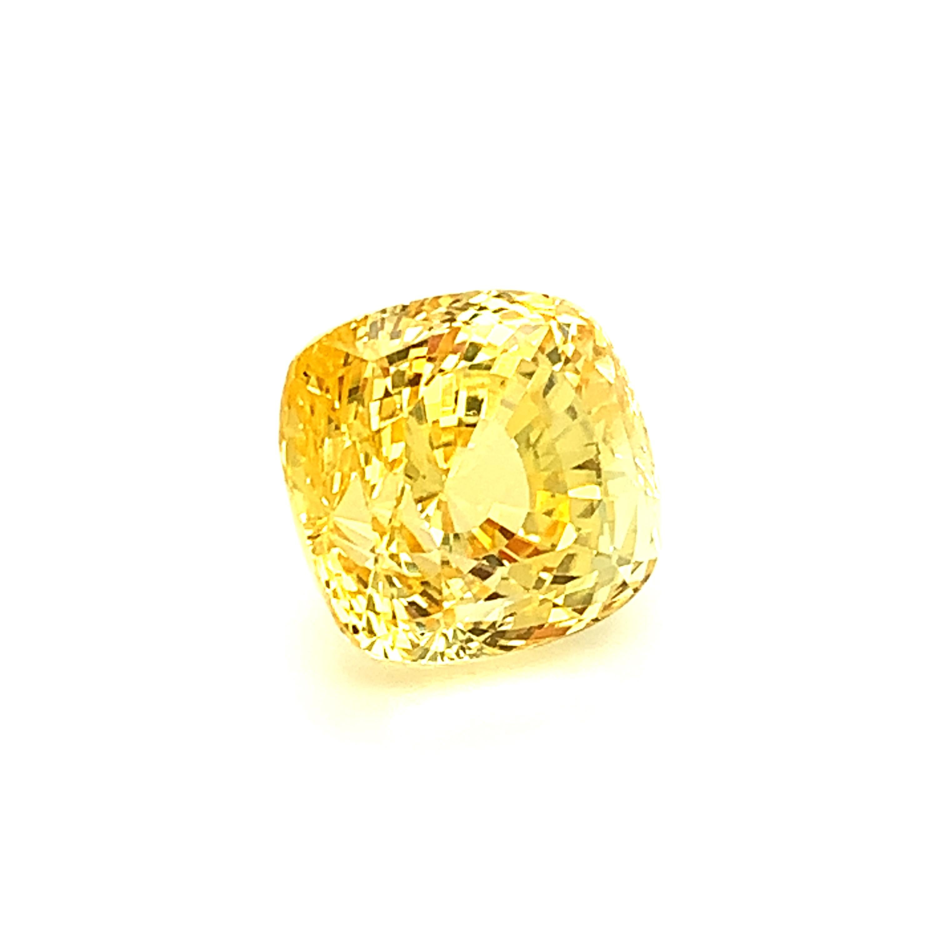 Unheated 10.78 Carat Ceylon Yellow Sapphire, Loose Gemstone, GIA Certified In New Condition For Sale In Los Angeles, CA