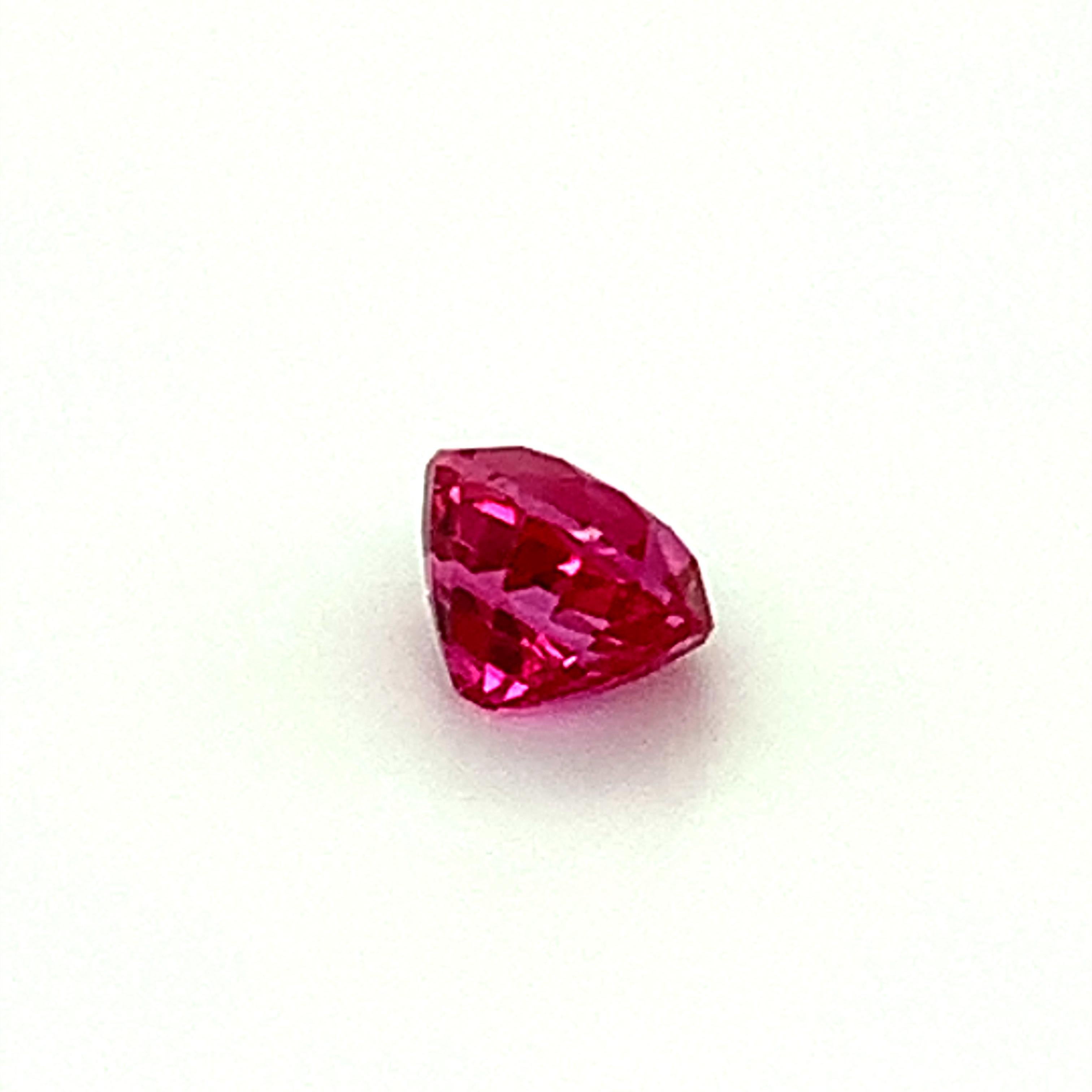 Women's or Men's Unheated 1.08 Carat Burmese Ruby Oval GIA Unset 3-Stone Engagement Ring Gemstone
