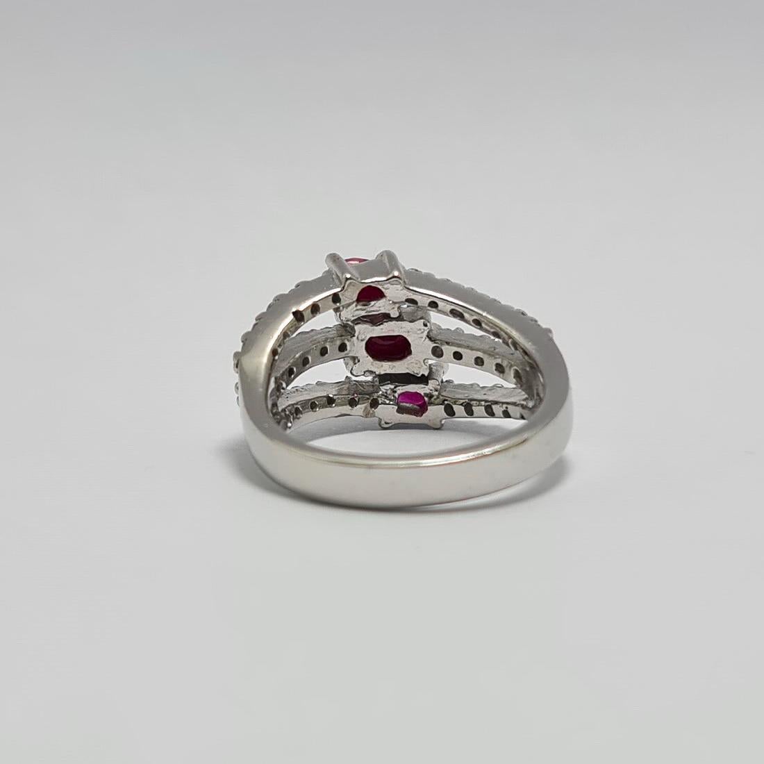 Unheated 1.5+ Cts Thai Ruby .925 Sterling Silver Rhodium Plated Cubic Zirconia In New Condition For Sale In Los Angeles, CA