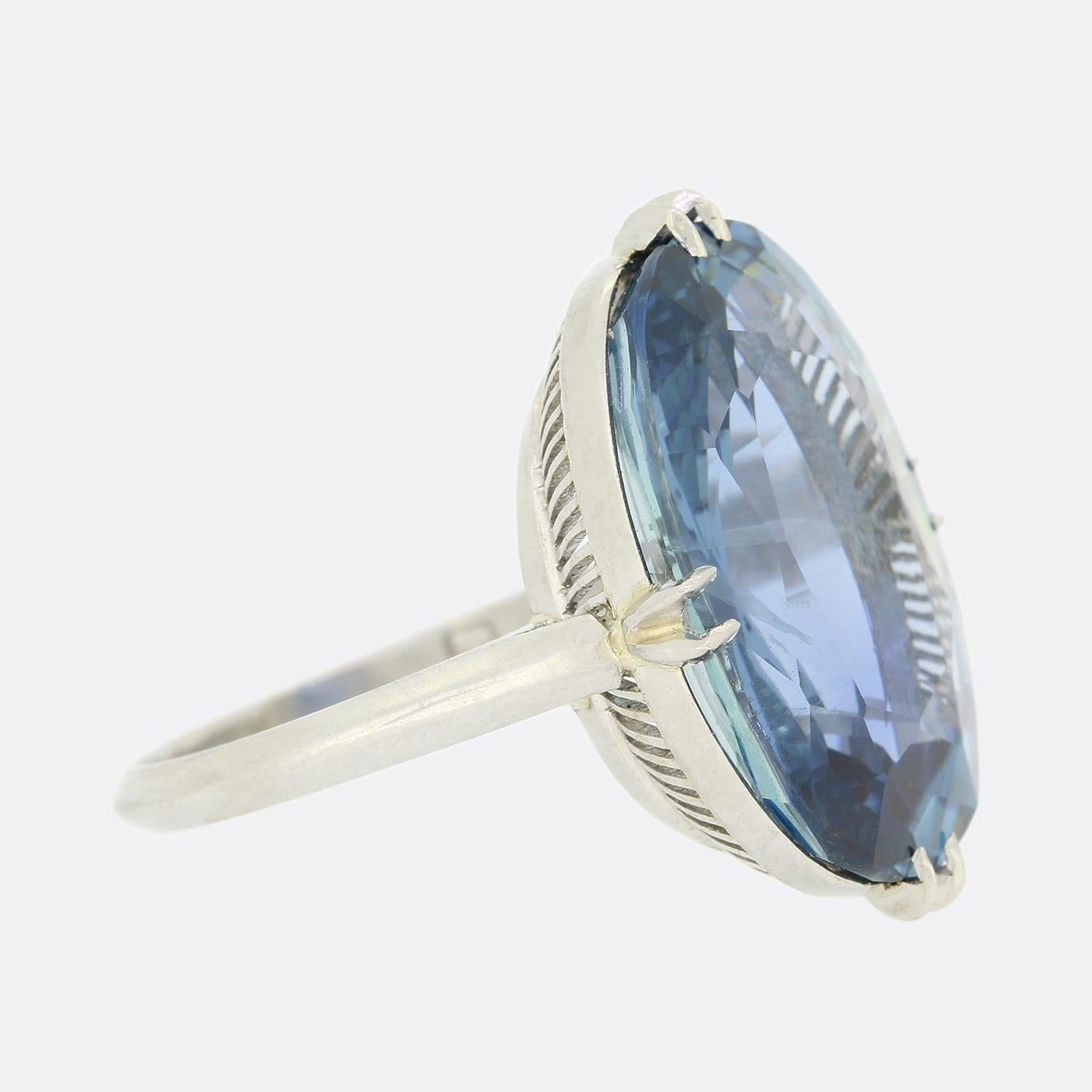 Ring mit unerhitztem 18,51 Karat Saphir im Ovalschliff im Zustand „Gut“ im Angebot in London, GB