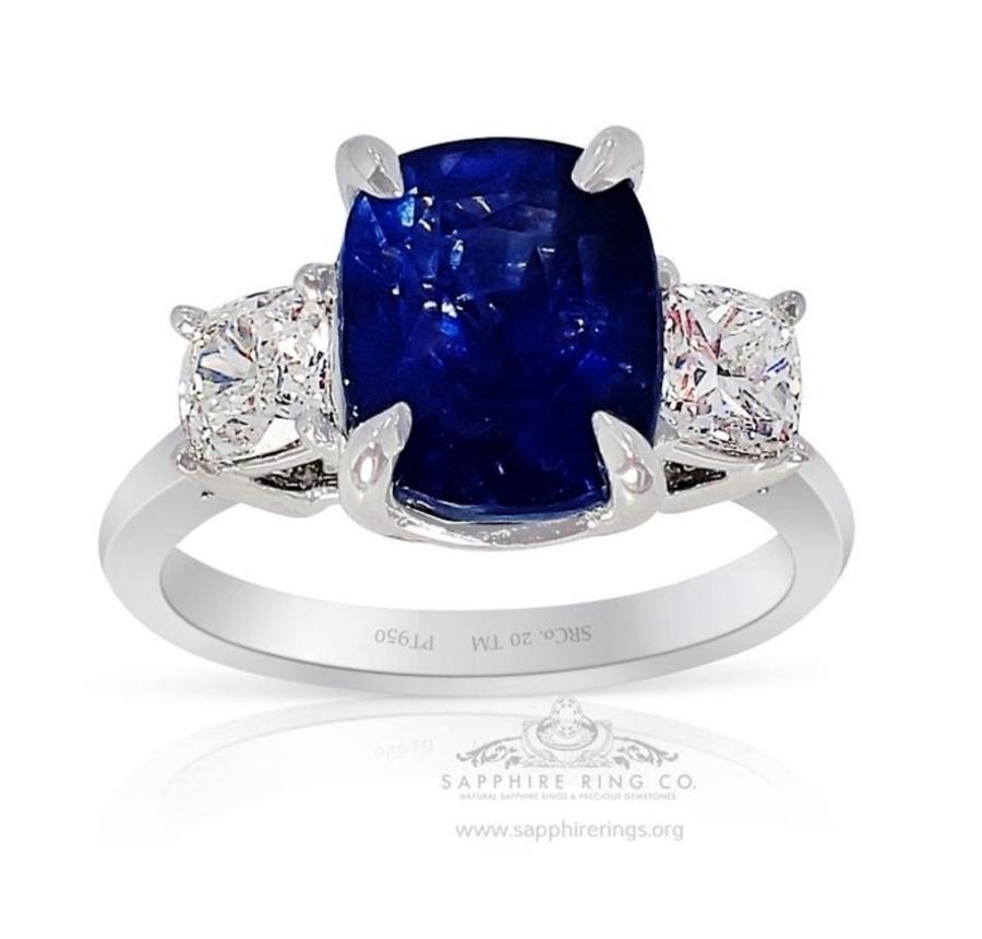 Cushion Cut Unheated 3 Stone Sapphire Ring, 5.07 Carat Platinum 950 GIA Certified x 3 For Sale