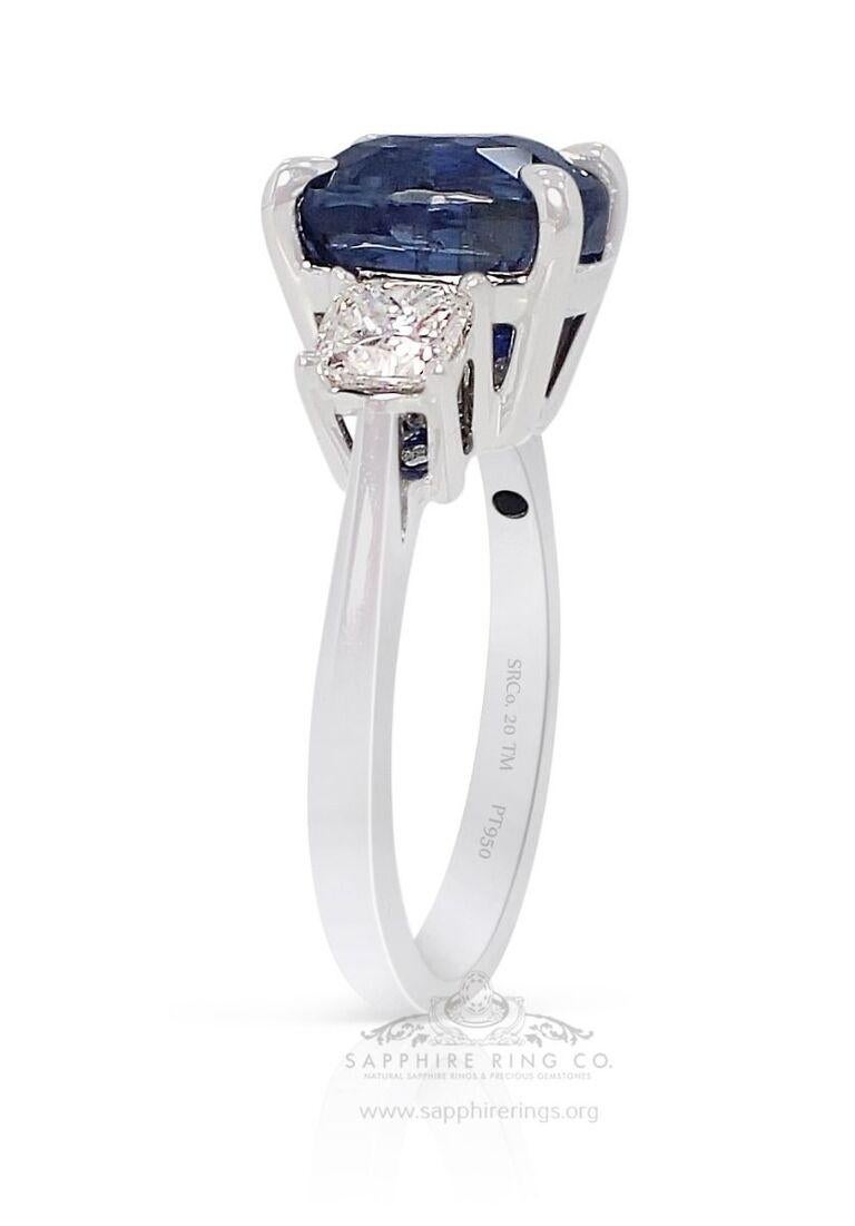 Women's or Men's Unheated 3 Stone Sapphire Ring, 5.07 Carat Platinum 950 GIA Certified x 3 For Sale