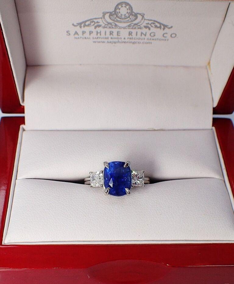 Unheated 3 Stone Sapphire Ring, 5.07 Carat Platinum 950 GIA Certified x 3 For Sale 8
