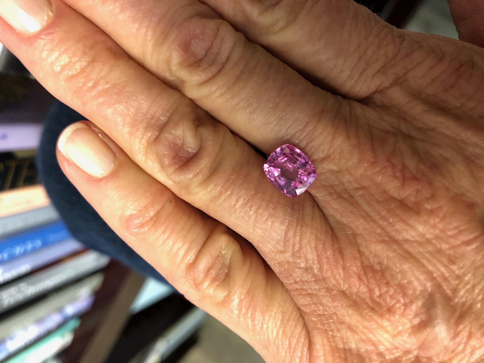 Unheated 3.11 Carat Purple Pink Sapphire, Unset Loose Gemstone, GIA Certified For Sale 1