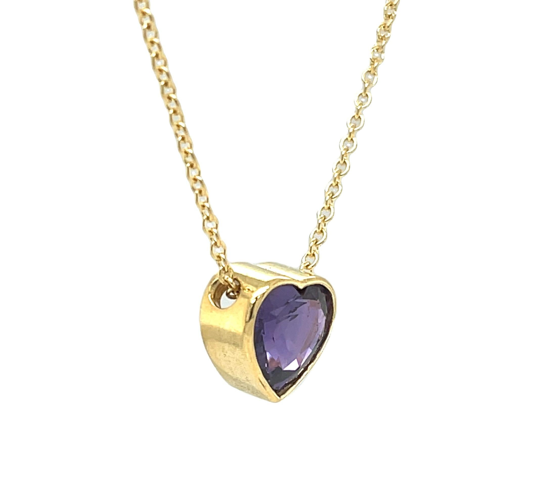 GIA Certified Unheated 3.56 Carat Purple Sapphire Heart Necklace in 18k Gold For Sale 1