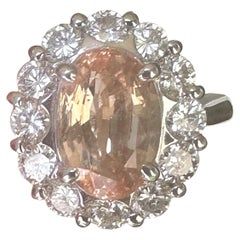 Anello con zaffiro Padparadscha da 3,91 ct non trattato termicamente e diamanti, certificato GIA _ Magnifico!