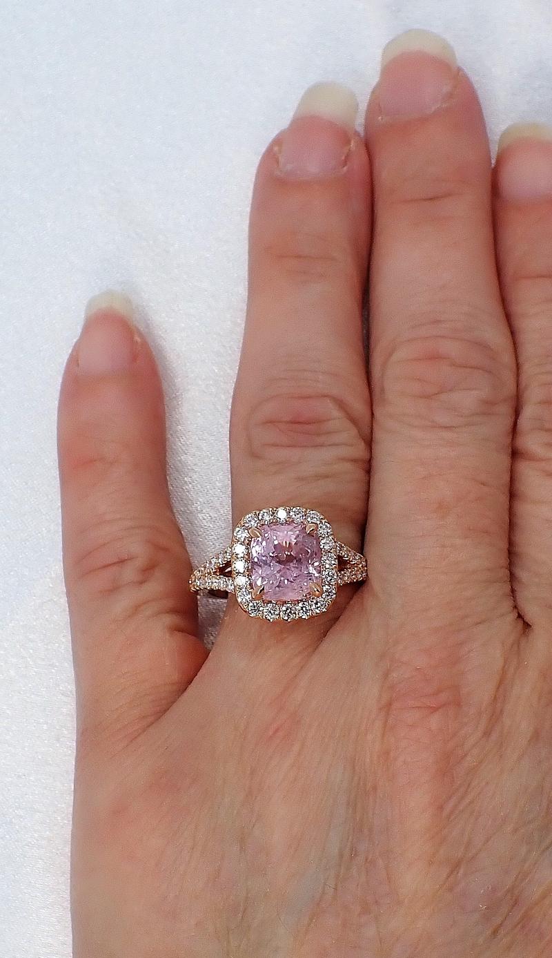 Unheated 4.05 ct Pink Sapphire Ring, 18kt Rose Gold GIA Certified  For Sale 2