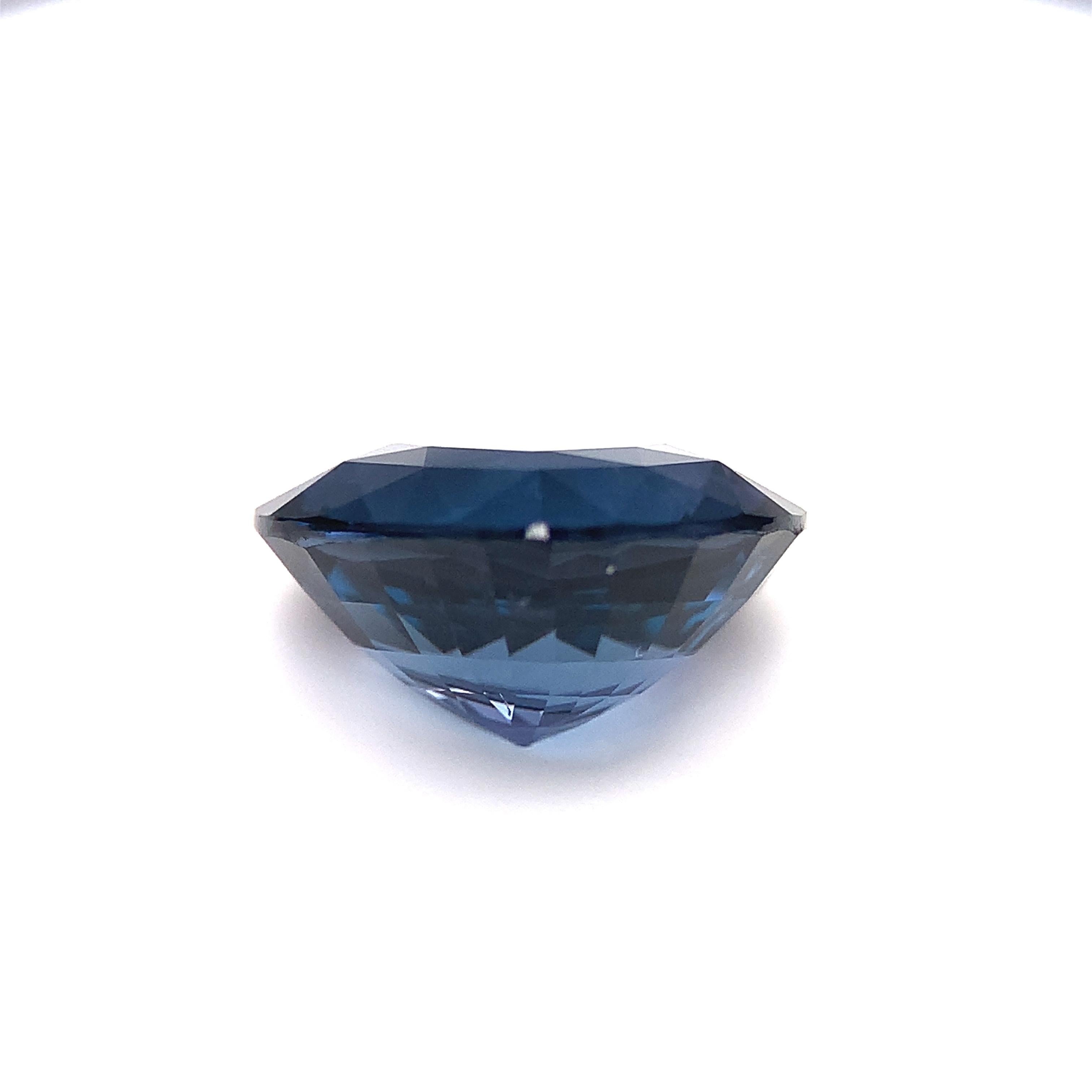 Unheated 5.02 Carat Blue Spinel, Loose Gemstone, GIA Certified ..... A For Sale 3