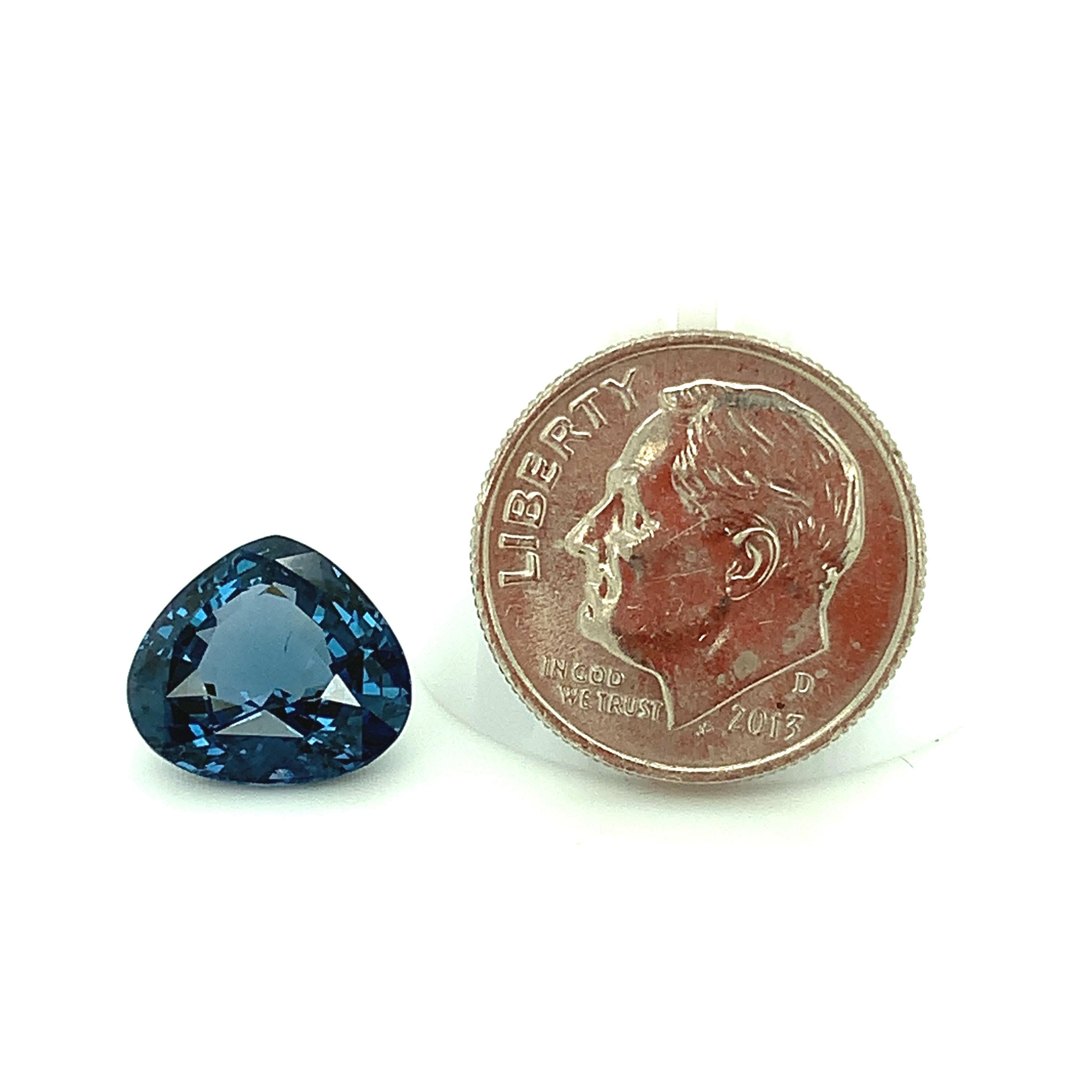 Unheated 5.02 Carat Blue Spinel, Loose Gemstone, GIA Certified ..... A For Sale 5