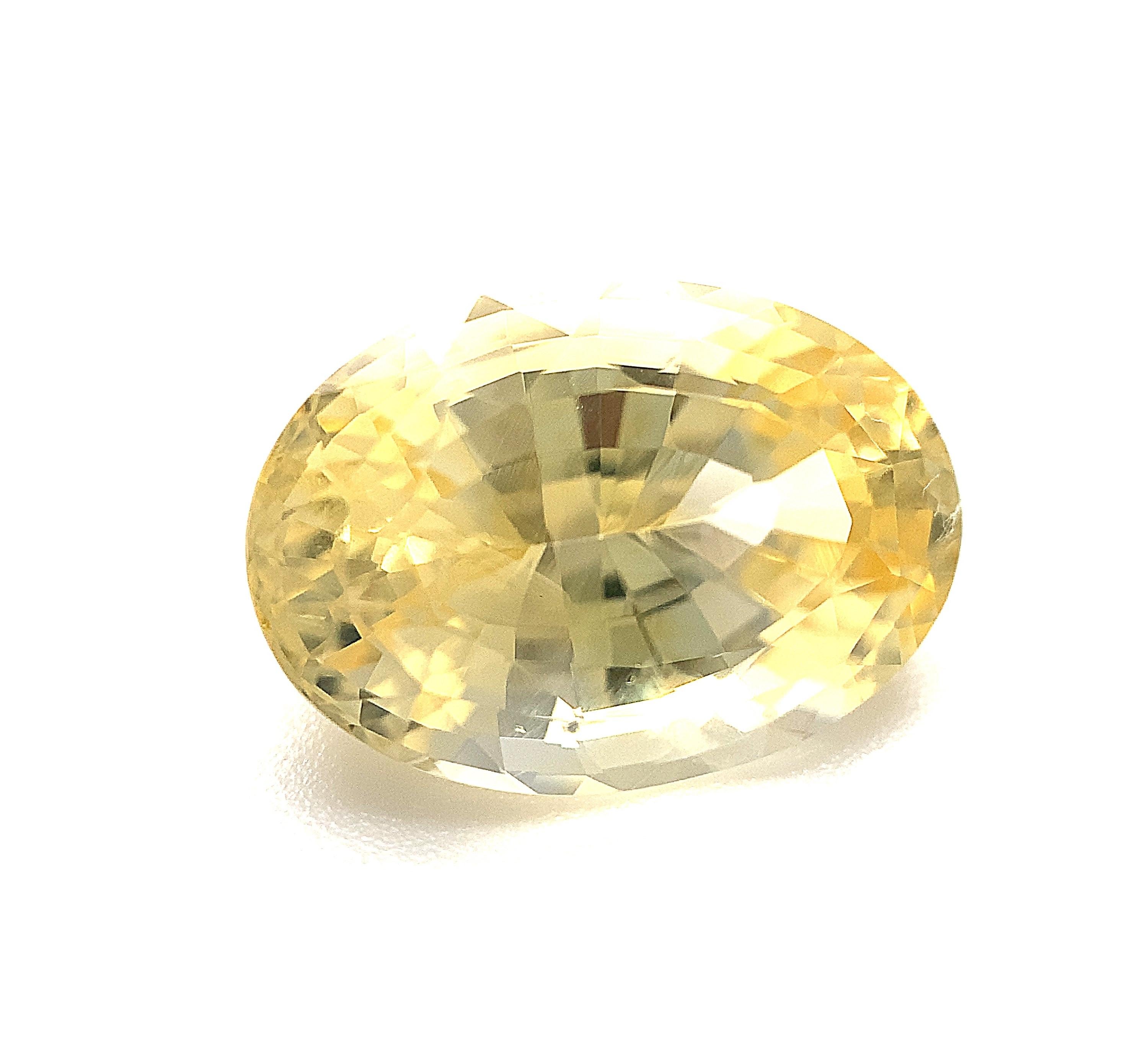 oval yellow sapphire