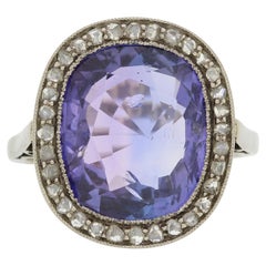 Bague avec saphir de Ceylan à couleur changeante non chauffée de 8,80 carats et diamants
