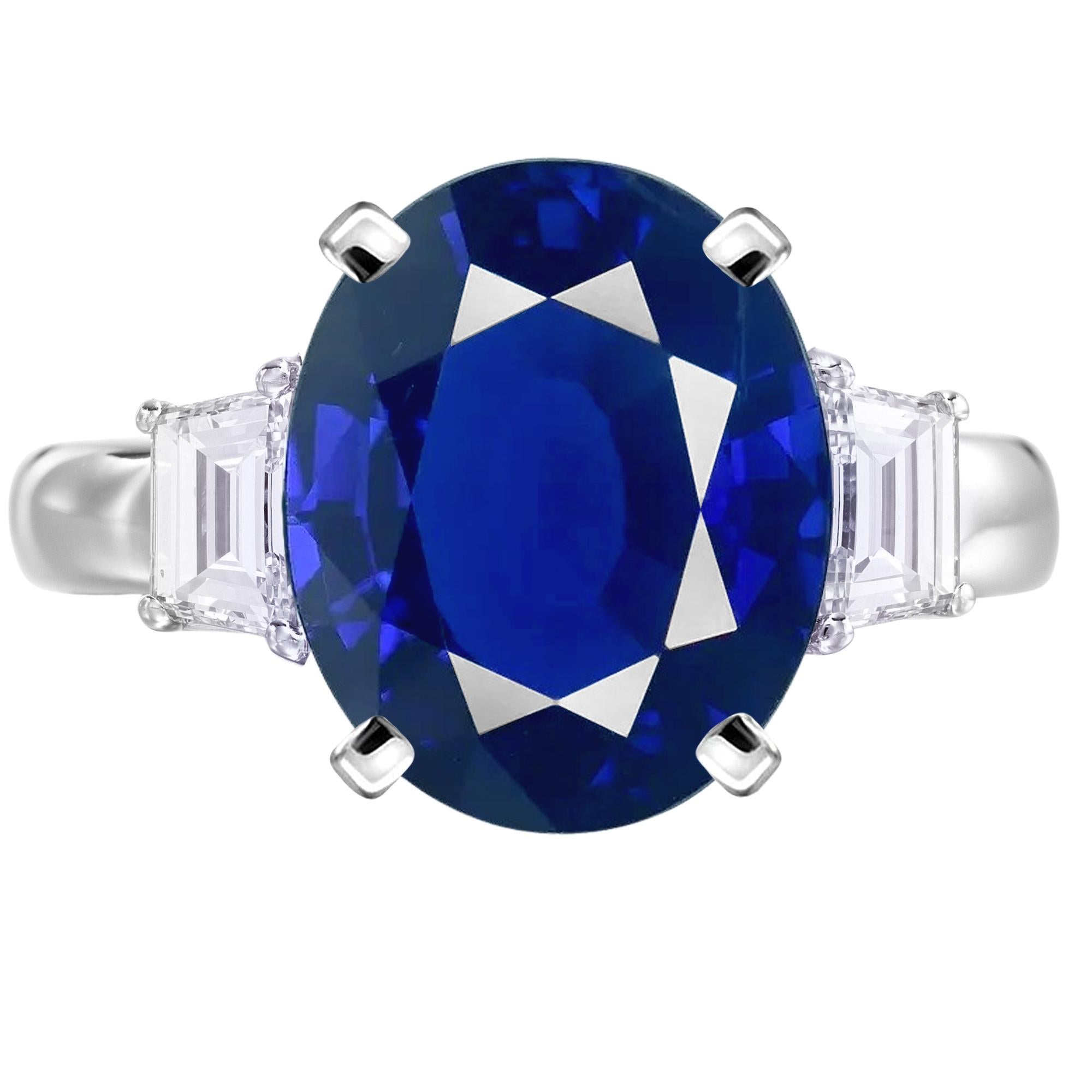 Ungeheizter 9,78 Karat Ceylon Blauer Saphir und Diamant Platinring (Ovalschliff) im Angebot