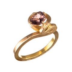 Unheated and Traceable 1, 0ct Sapphire Solitaire, Handmade in 18K Fairmined Gold