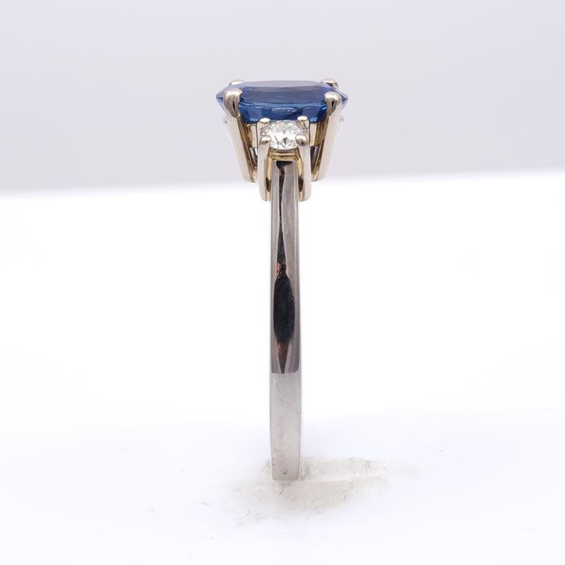 Women's Unheated Blue Sapphire Stone 2.20 cst in 14KWG Ring with Diamonds / GIA Report For Sale