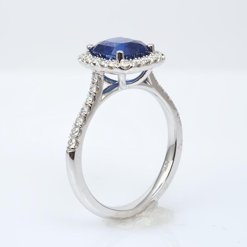 Unheated Blue Sapphire Stone 2.41 cts in 14KWG Ring with Diamonds / GIA Report In New Condition For Sale In Los Angeles, CA