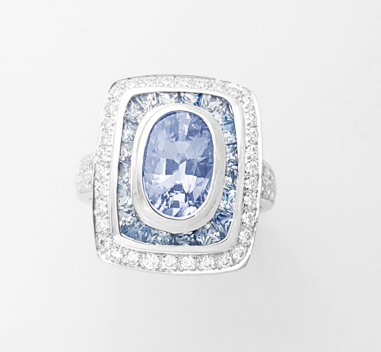 Anello con zaffiro blu non riscaldato, zaffiro blu e diamante in oro bianco 18 carati in vendita 1