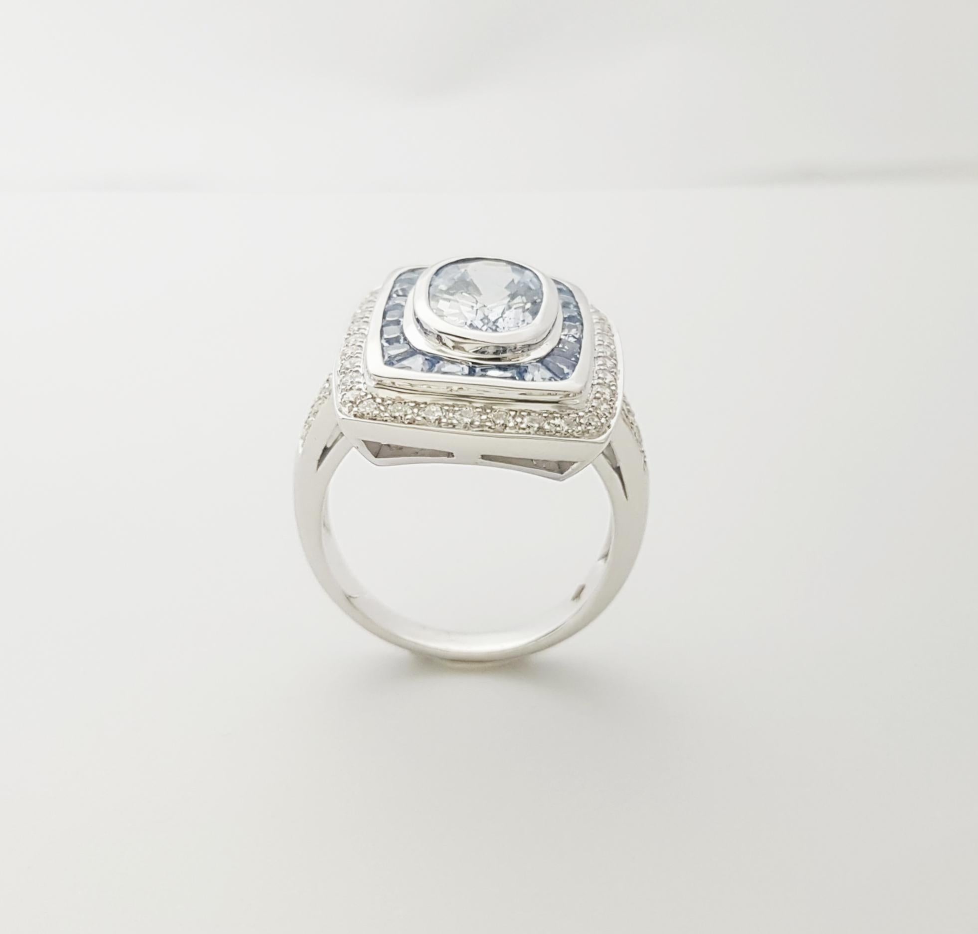 Anello con zaffiro blu non riscaldato, zaffiro blu e diamante in oro bianco 18 carati in vendita 3