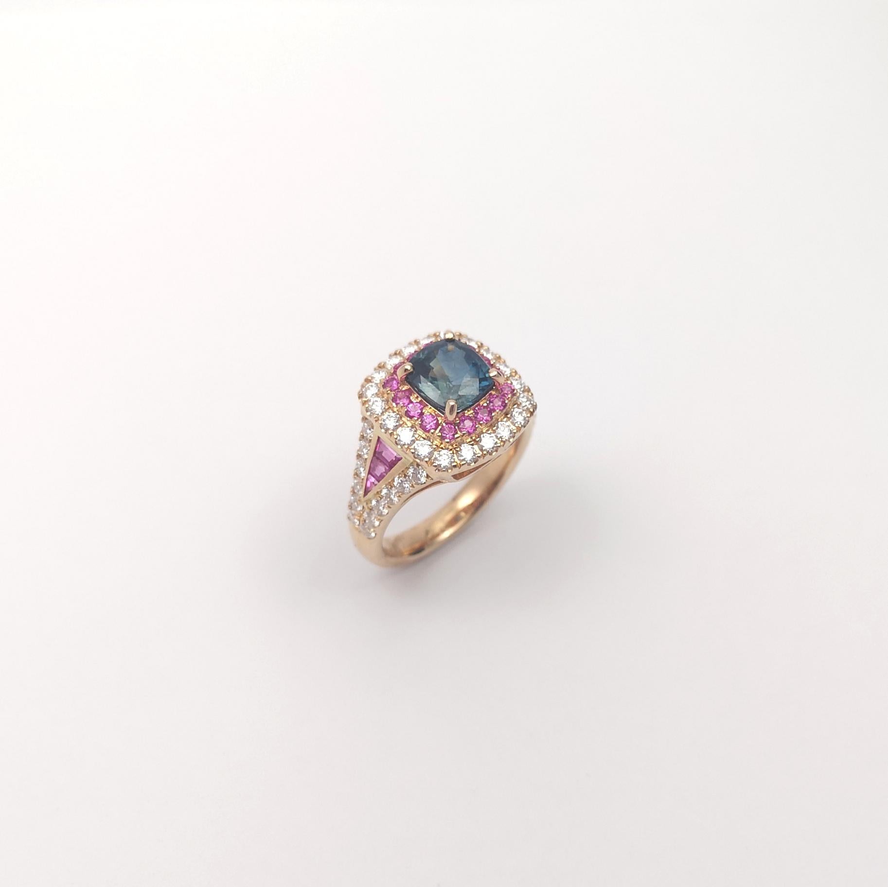 Unheated Blue Sapphire with Pink Sapphire and Diamond Ring set in 18K Rose Gold en venta 6