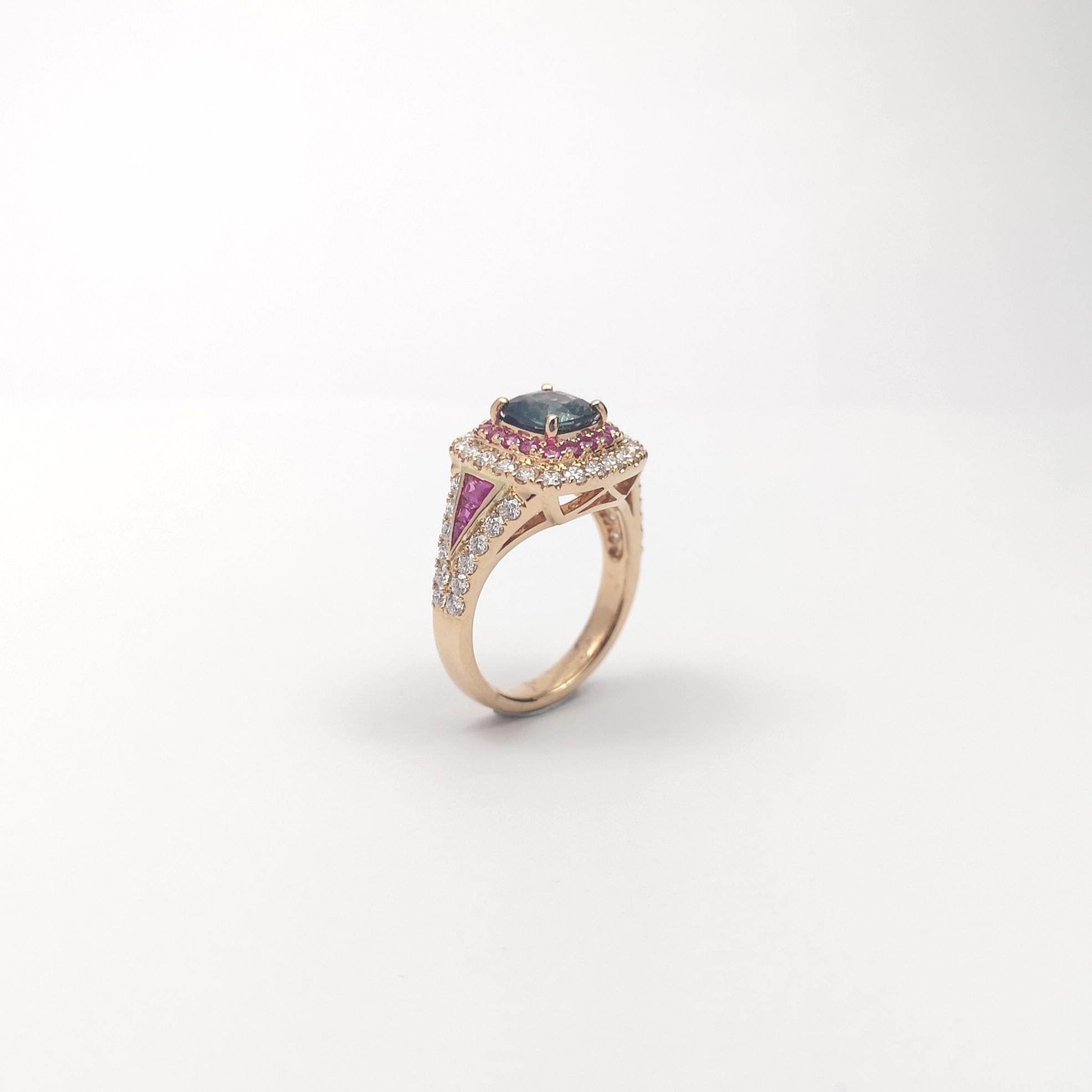 Unheated Blue Sapphire with Pink Sapphire and Diamond Ring set in 18K Rose Gold en venta 7