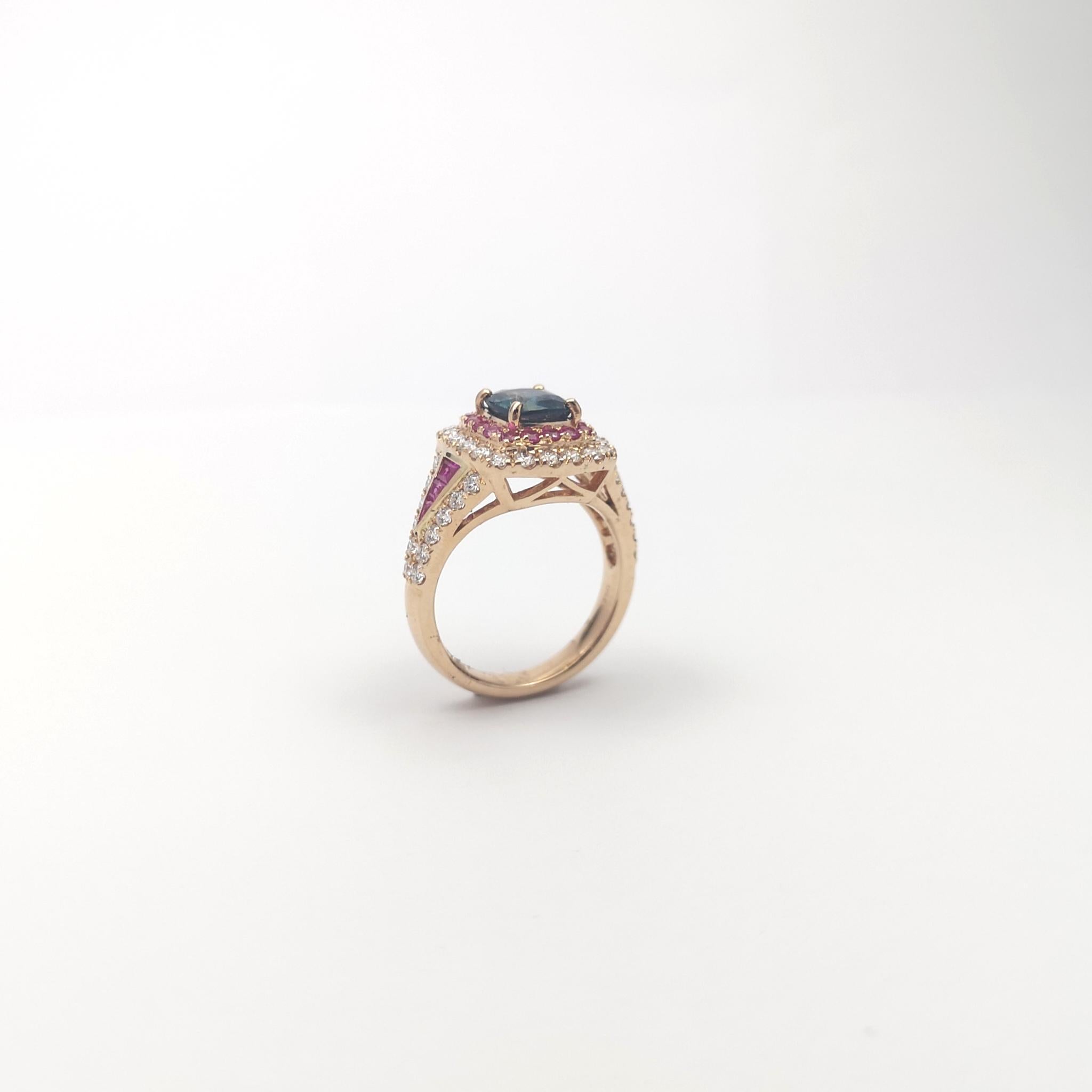 Unheated Blue Sapphire with Pink Sapphire and Diamond Ring set in 18K Rose Gold en venta 8