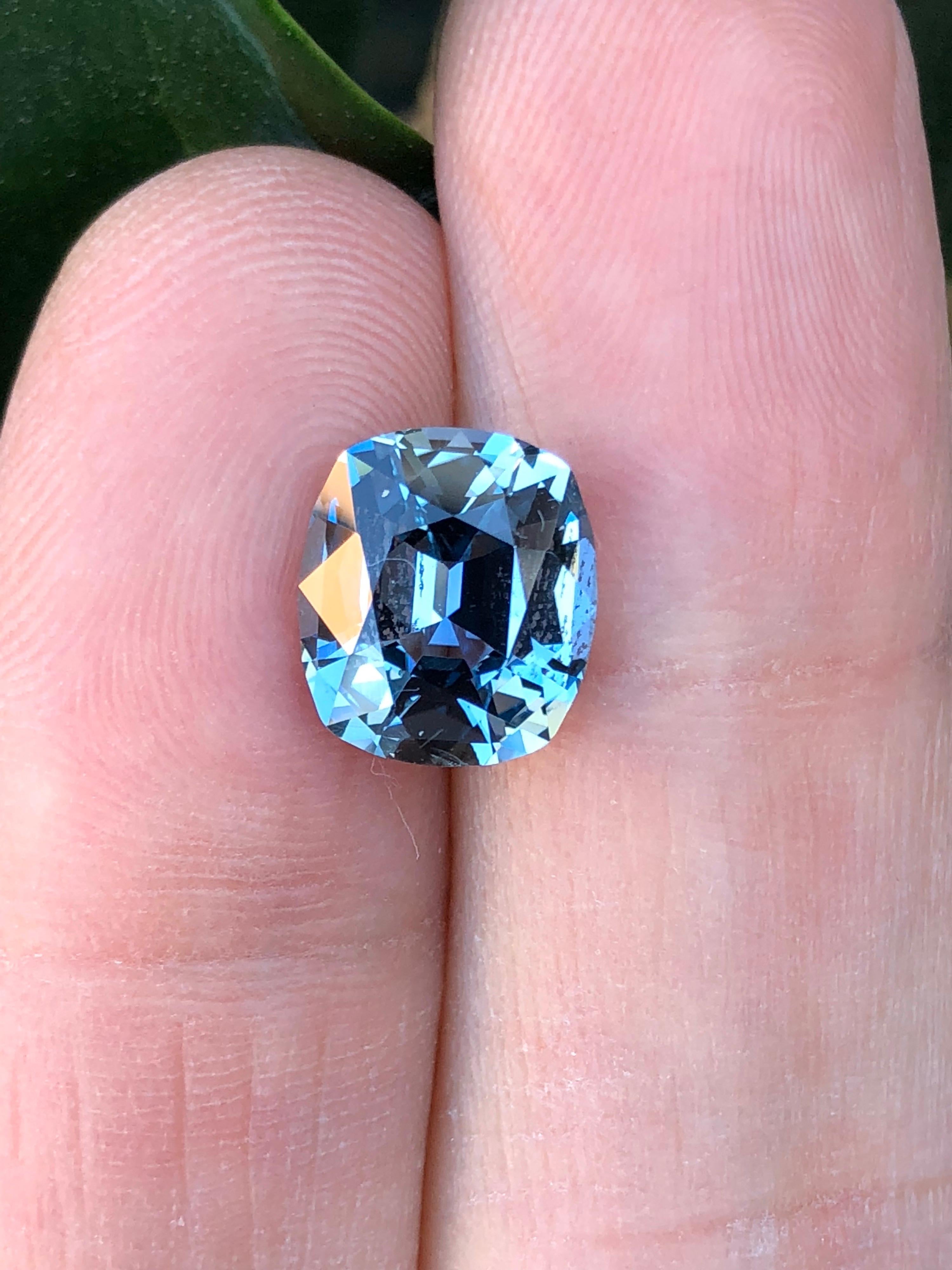 Unheated Burma Sapphire AGL Certified 4.67 Carat Natural In New Condition In Beverly Hills, CA