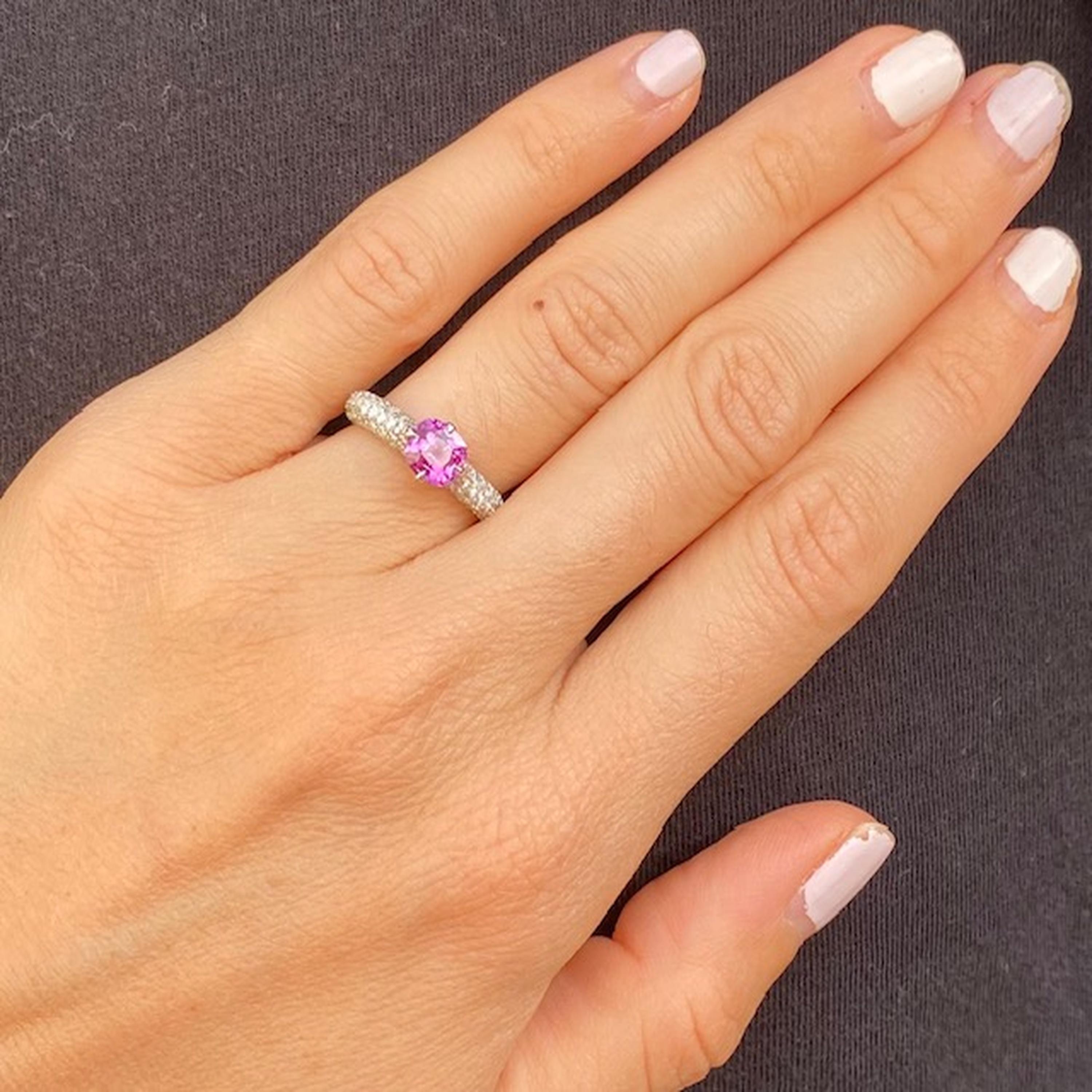 Anello con zaffiro rosa di Birmania non riscaldato da 1,19 carati senza calore In condizioni Nuovo in vendita a Beverly Hills, CA