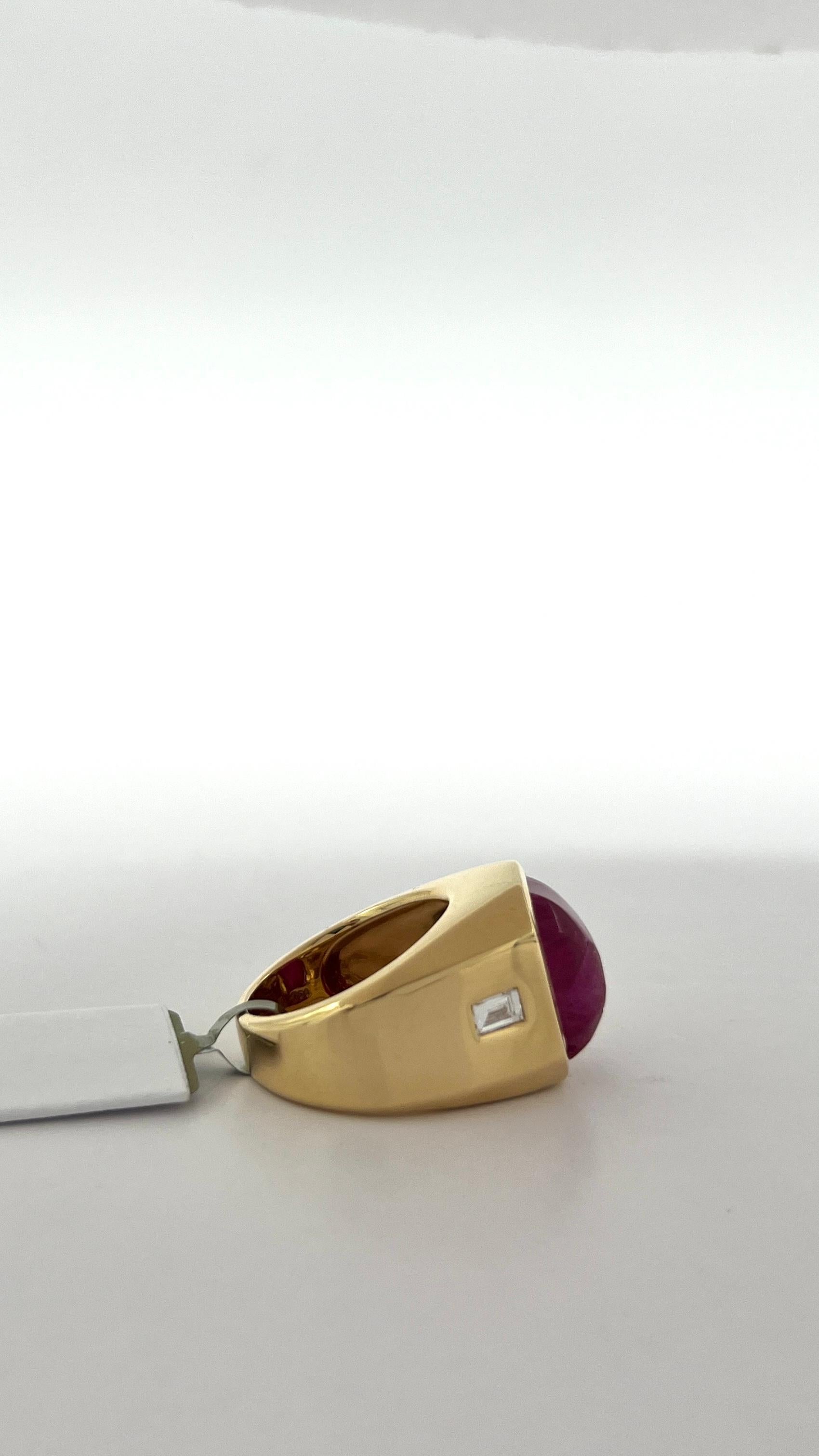 Unheated Burma Ruby and White Diamond Ring in 18K Yellow Gold 3