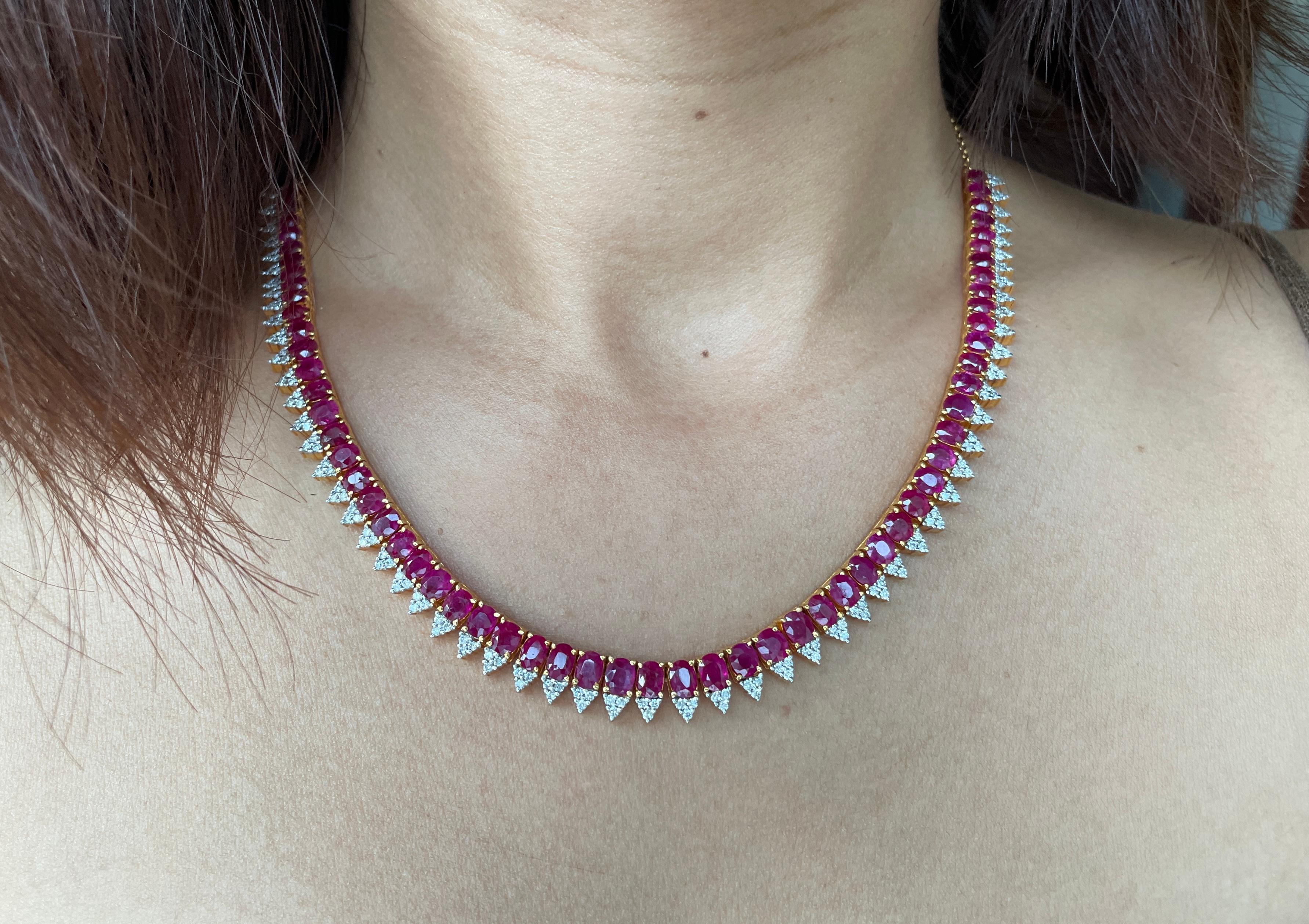 Collier de rubis de Birmanie non chauffé et de diamants naturels en or massif 18 carats 10