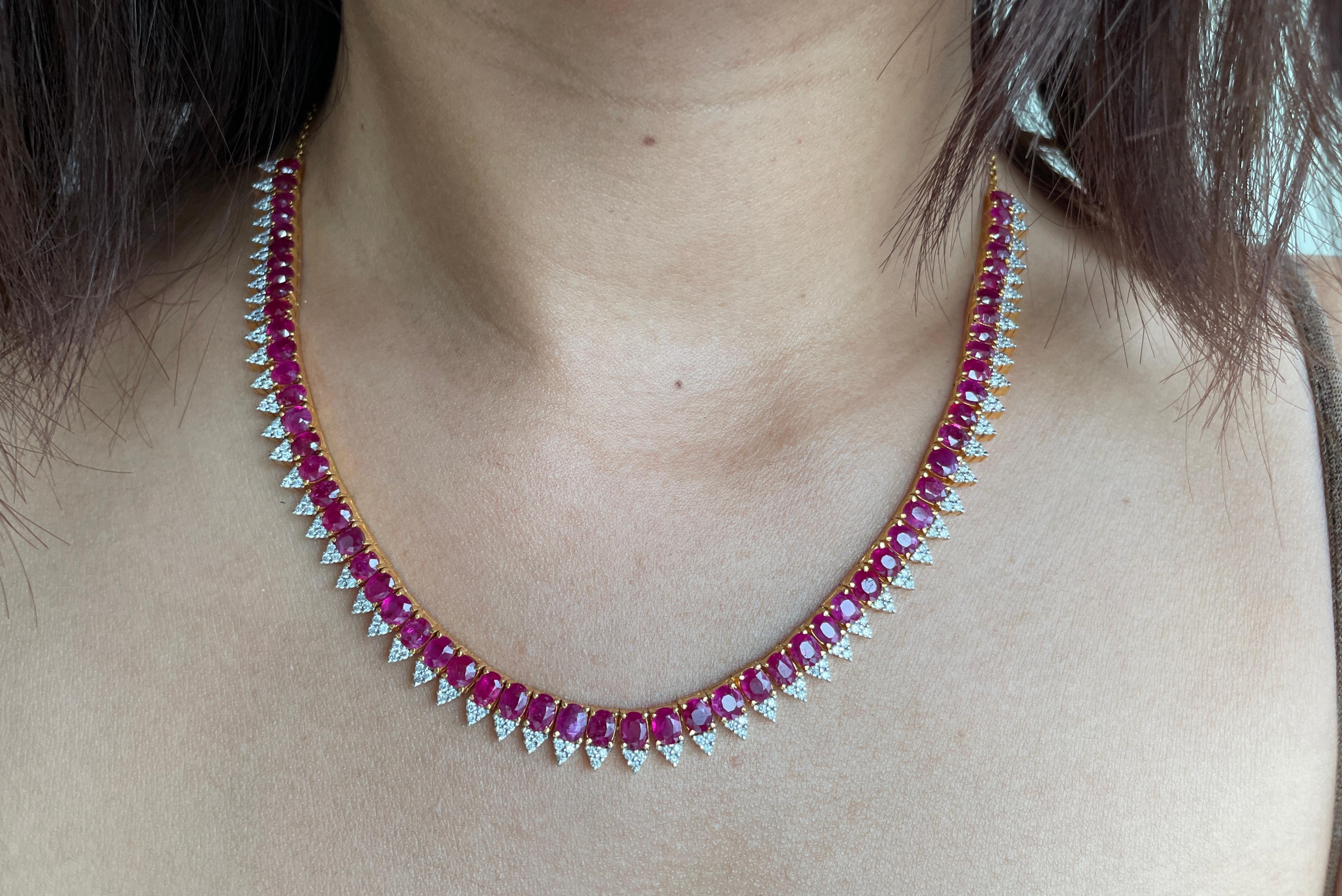 Collier de rubis de Birmanie non chauffé et de diamants naturels en or massif 18 carats 11