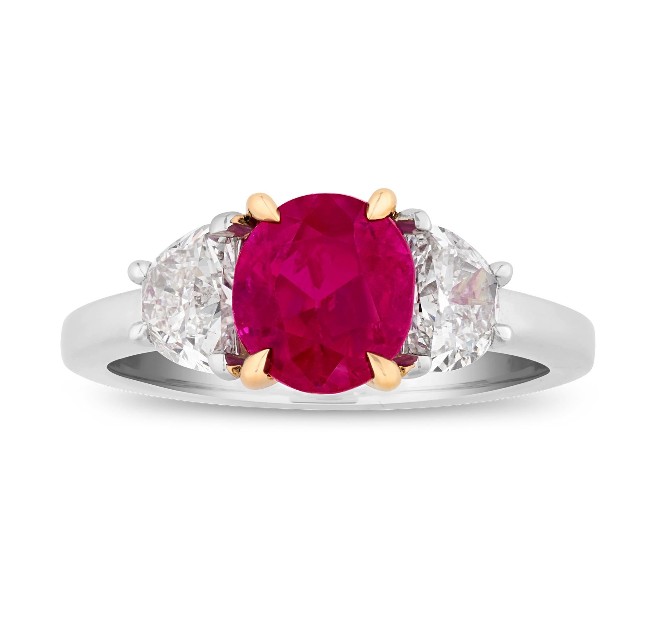 Unheated Burma Ruby Ring, 2.45 carats Excellent état - En vente à New Orleans, LA
